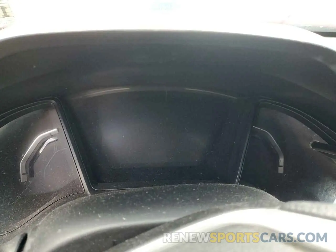 9 Photograph of a damaged car 2HGFC2F66KH606105 HONDA CIVIC 2019