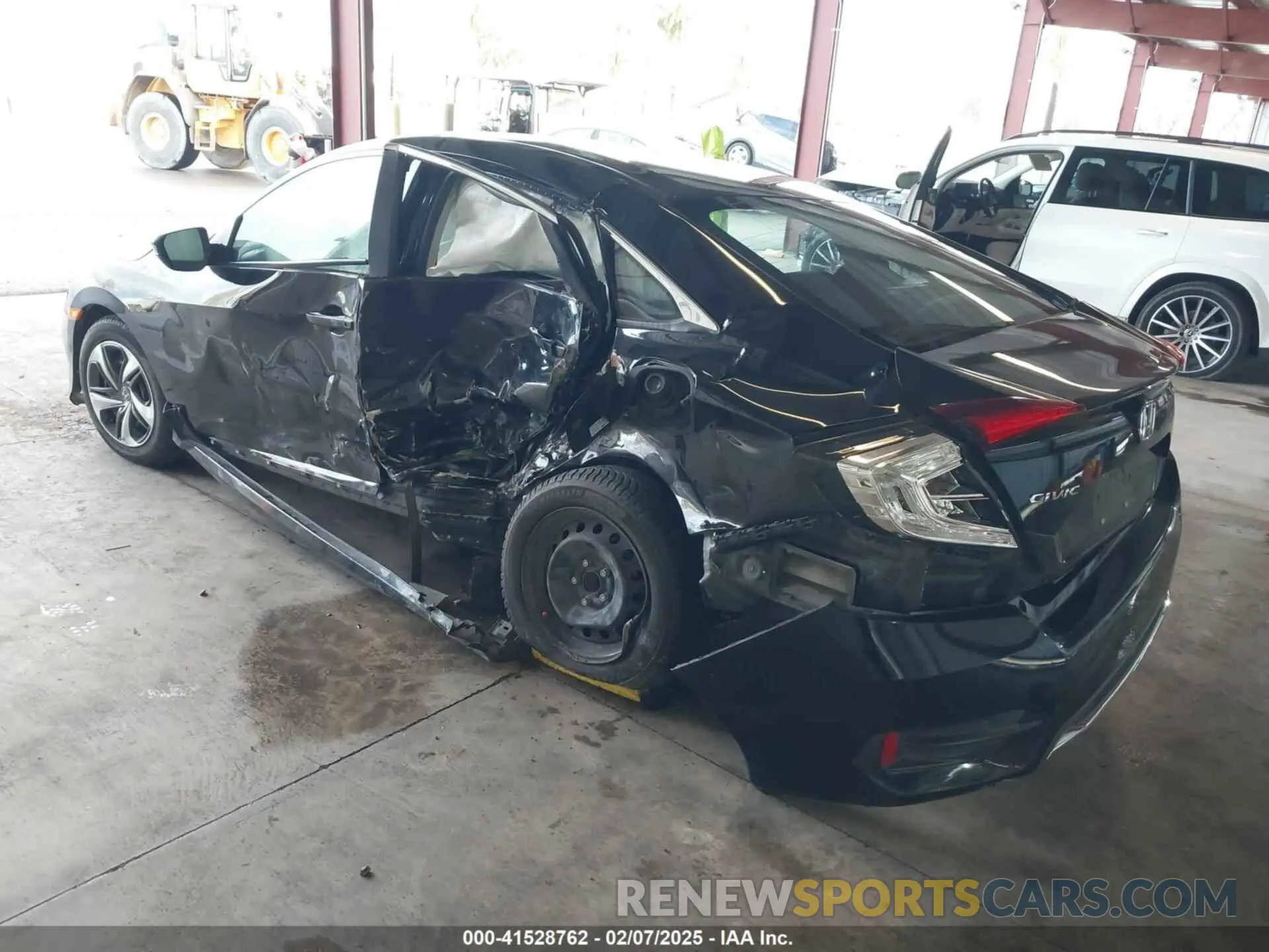 3 Фотография поврежденного автомобиля 2HGFC2F67KH504294 HONDA CIVIC 2019