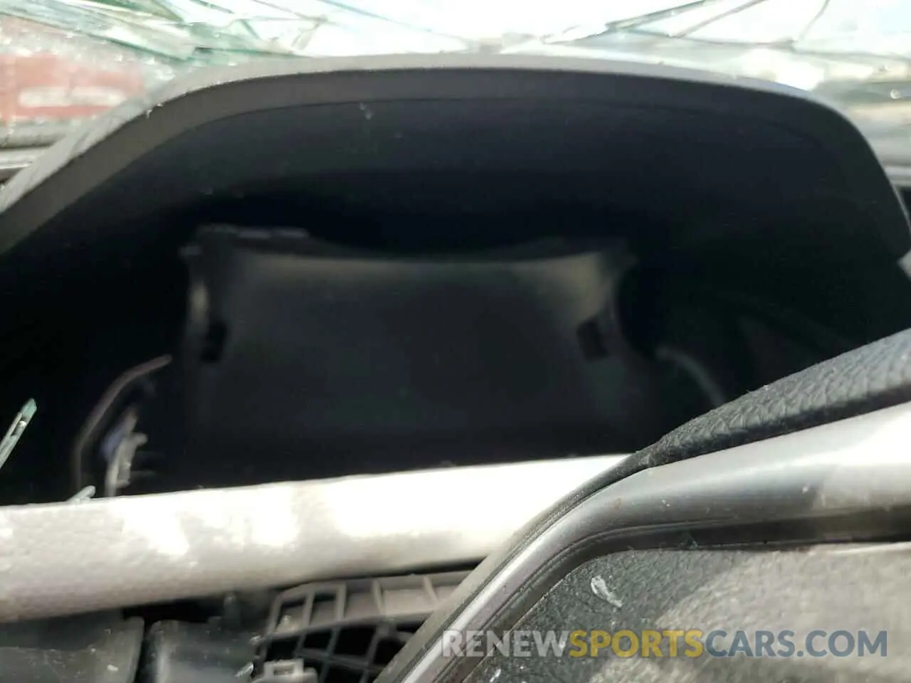 9 Photograph of a damaged car 2HGFC2F67KH506952 HONDA CIVIC 2019
