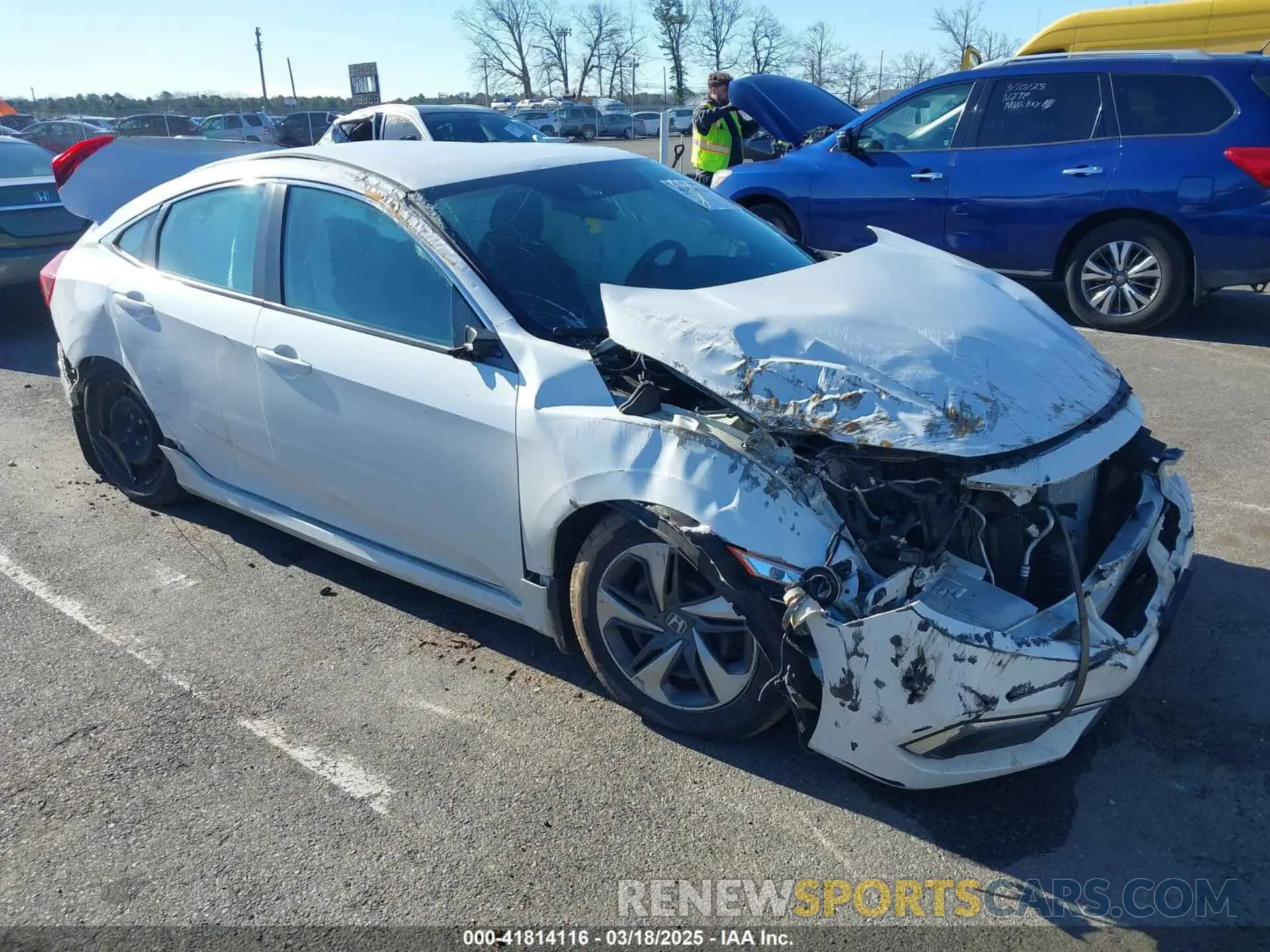1 Photograph of a damaged car 2HGFC2F67KH572191 HONDA CIVIC 2019