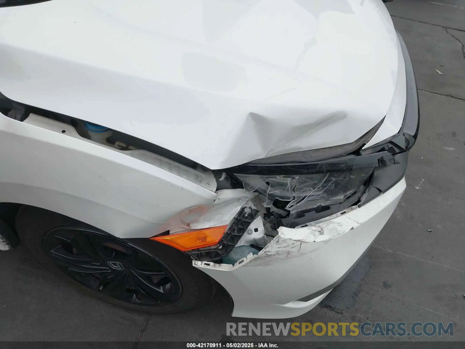 6 Photograph of a damaged car 2HGFC2F68KH587637 HONDA CIVIC 2019