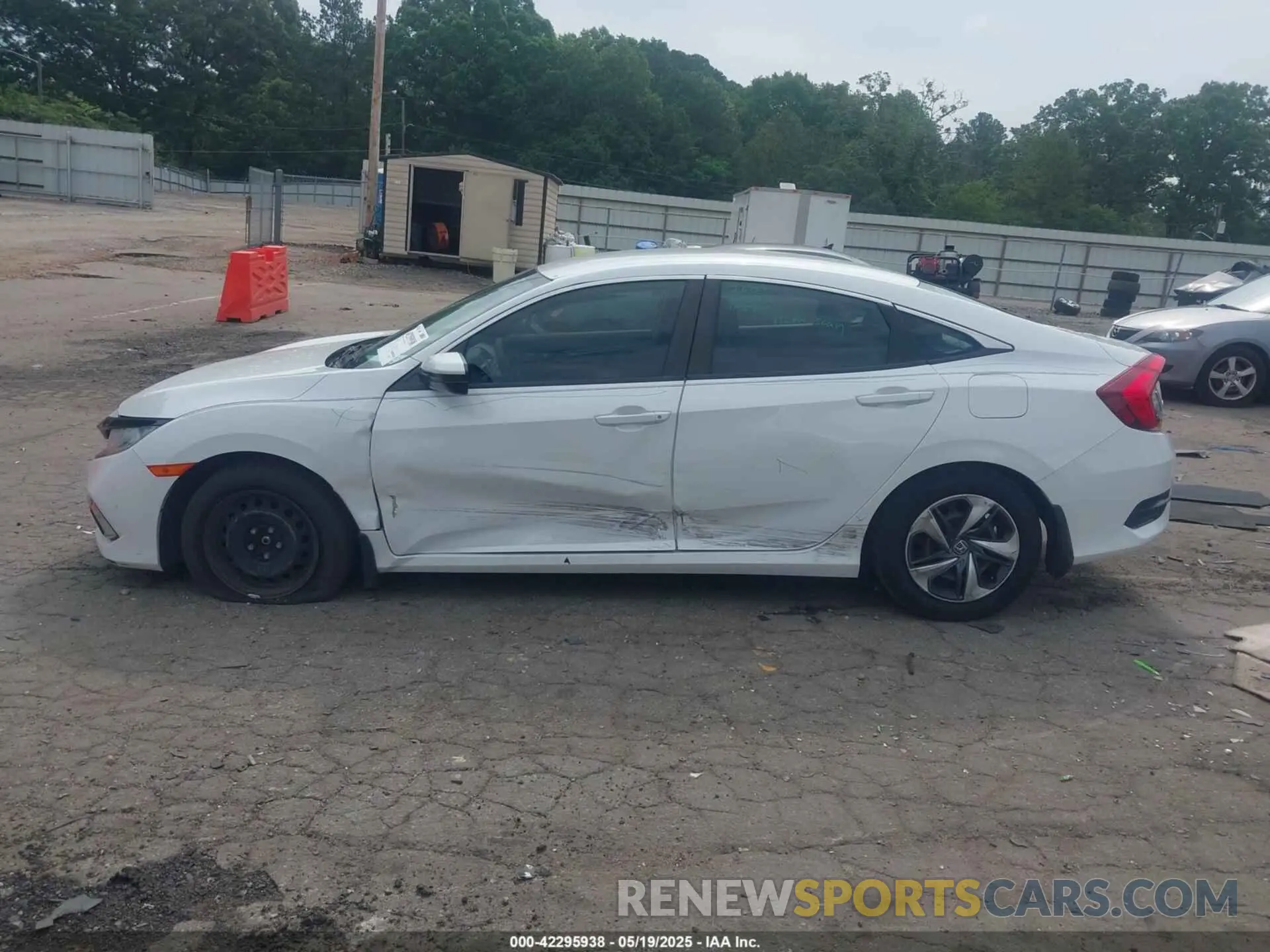 14 Photograph of a damaged car 2HGFC2F68KH603089 HONDA CIVIC 2019