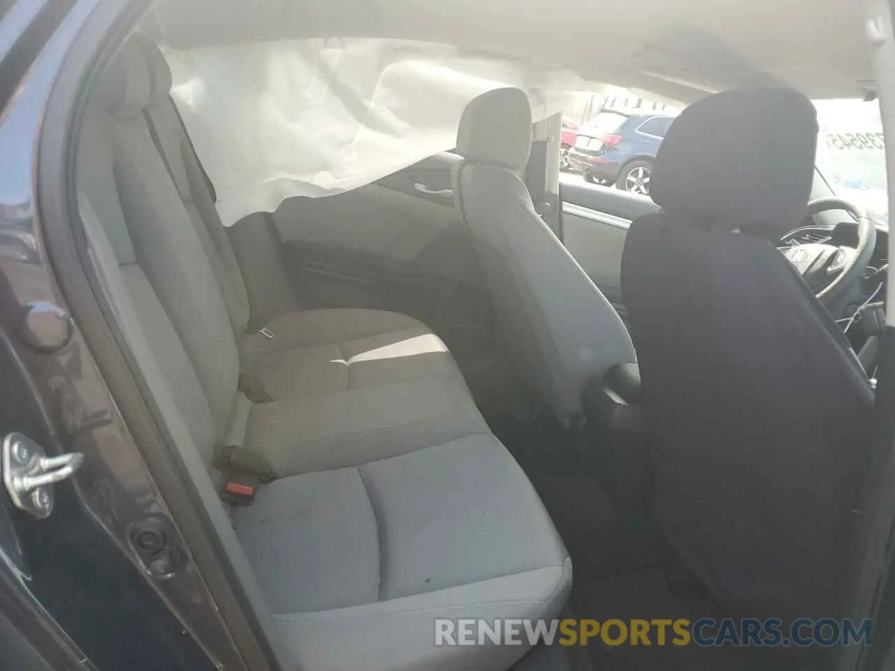 10 Photograph of a damaged car 2HGFC2F68KH605313 HONDA CIVIC 2019