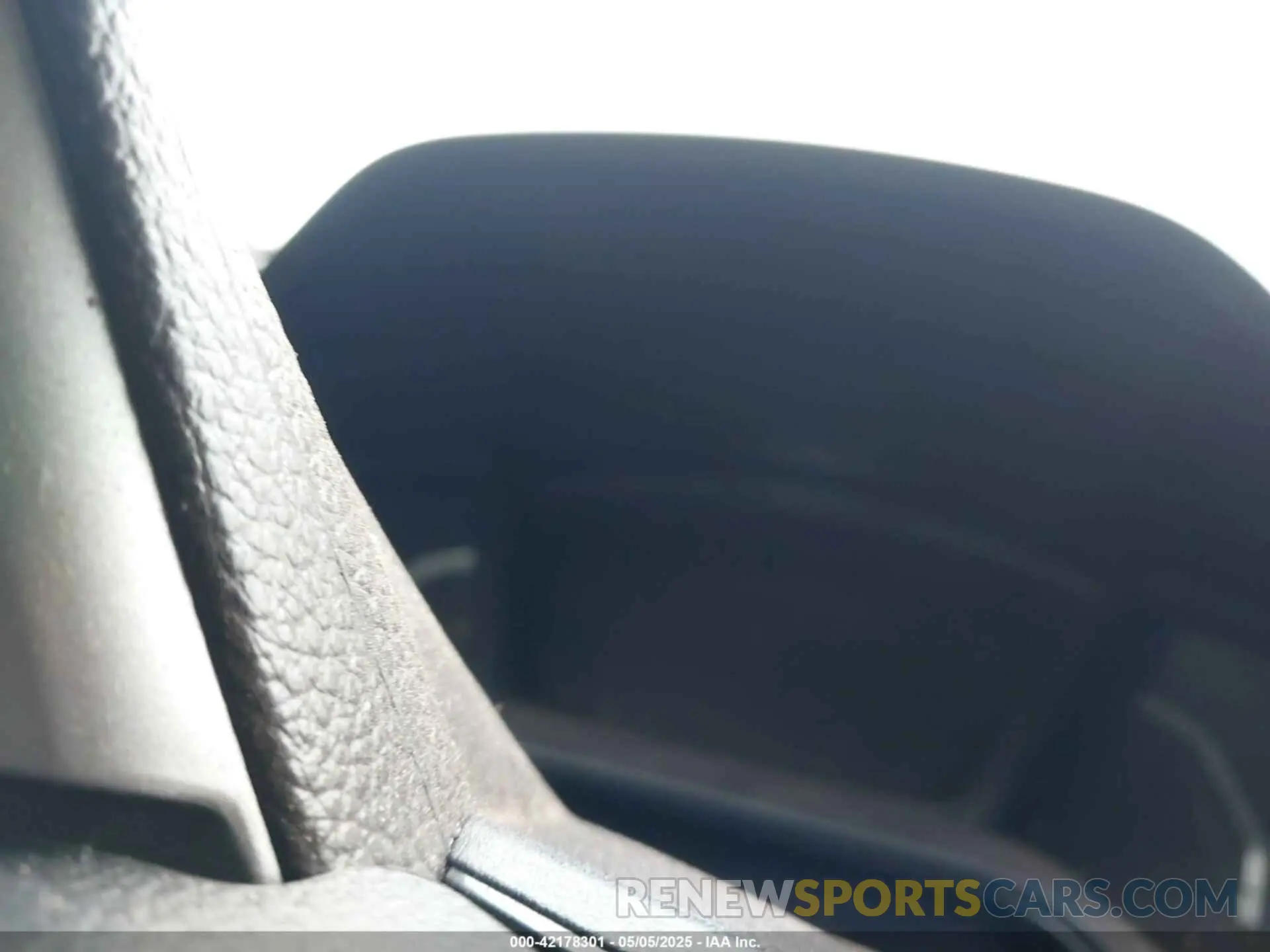15 Photograph of a damaged car 2HGFC2F69KH533618 HONDA CIVIC 2019