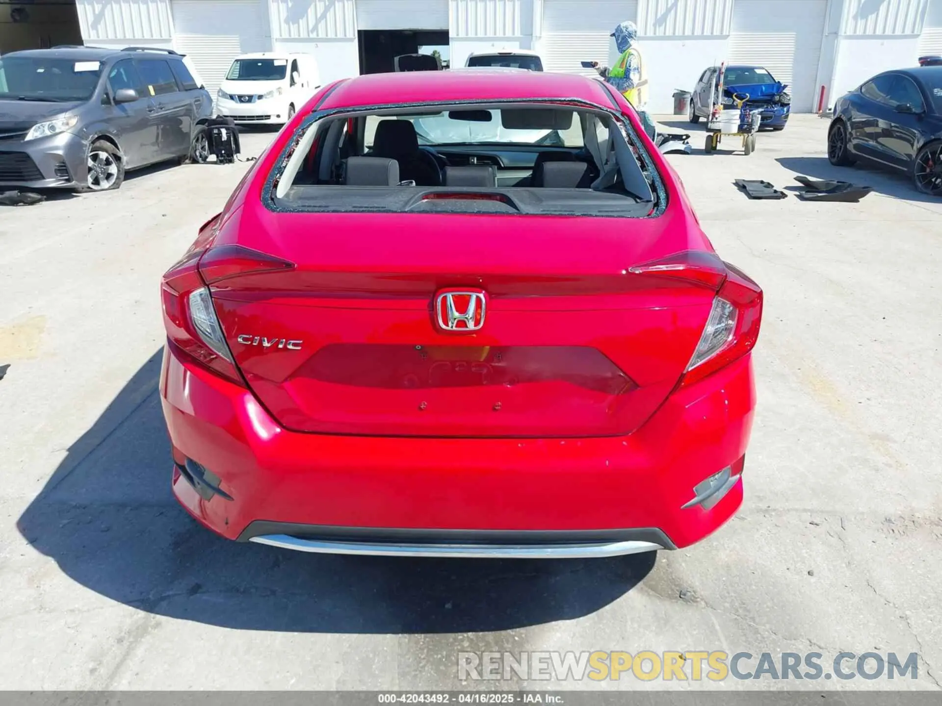 16 Фотография поврежденного автомобиля 2HGFC2F69KH550645 HONDA CIVIC 2019