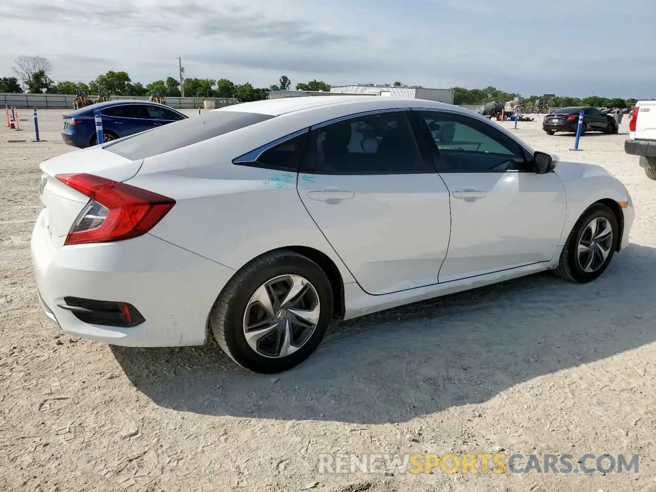 3 Photograph of a damaged car 2HGFC2F69KH552783 HONDA CIVIC 2019