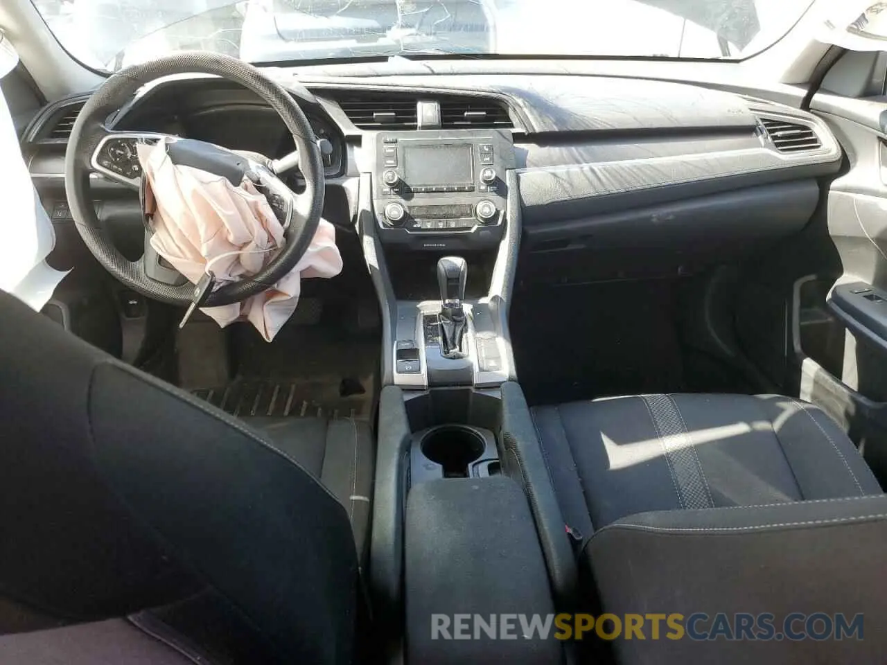 8 Фотография поврежденного автомобиля 2HGFC2F69KH582933 HONDA CIVIC 2019