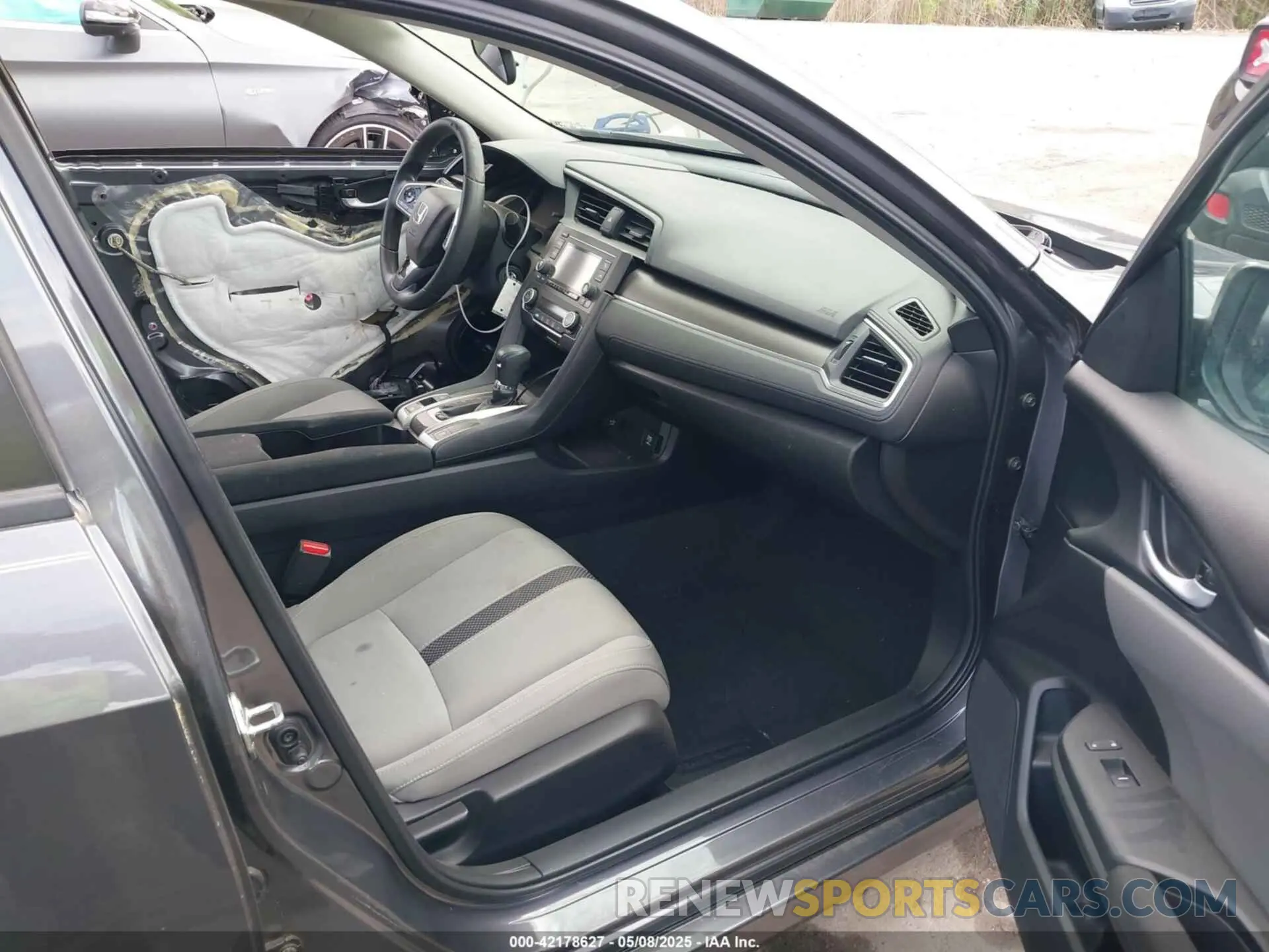 5 Photograph of a damaged car 2HGFC2F6XKH502913 HONDA CIVIC 2019