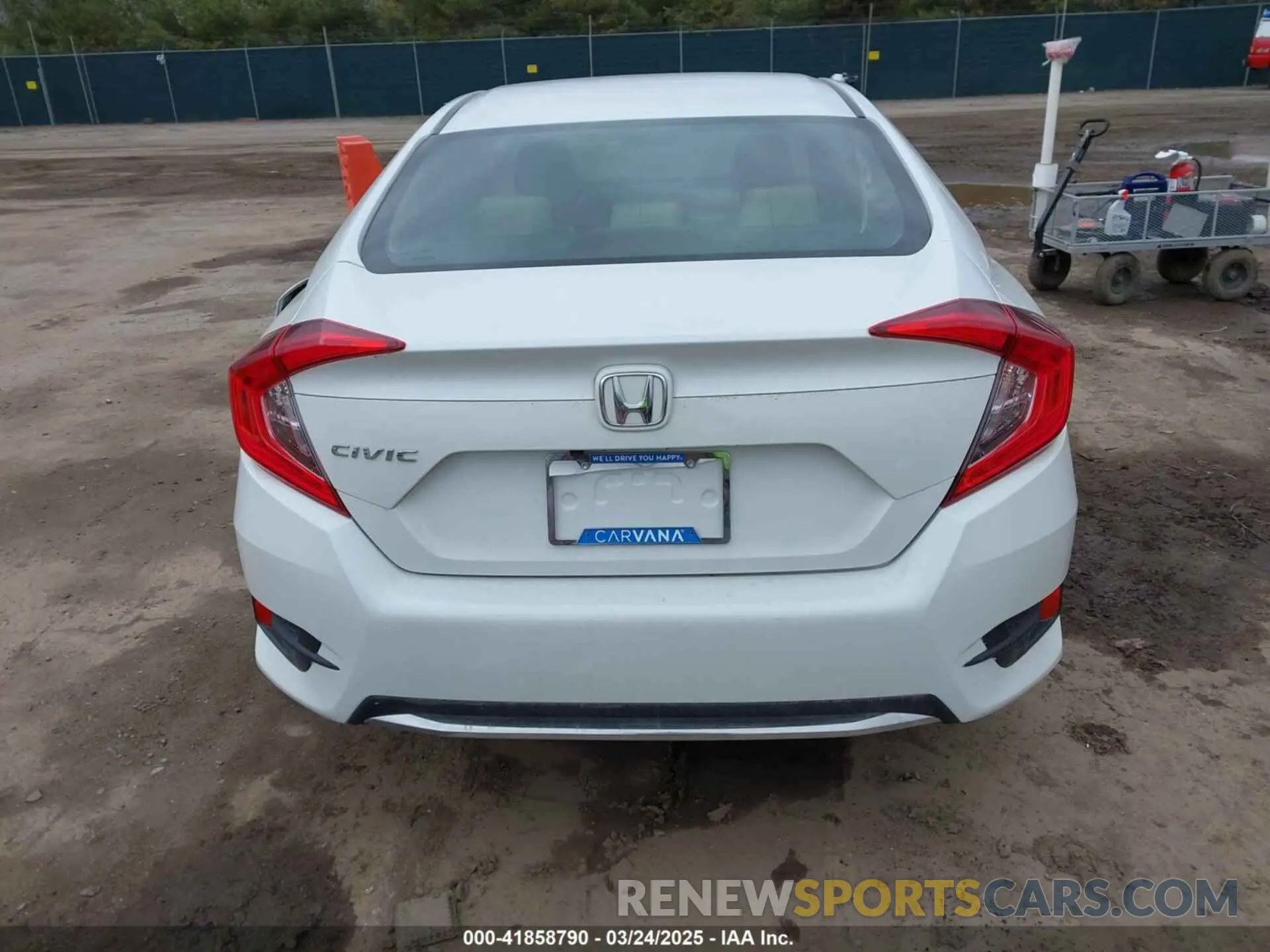 16 Photograph of a damaged car 2HGFC2F6XKH552789 HONDA CIVIC 2019