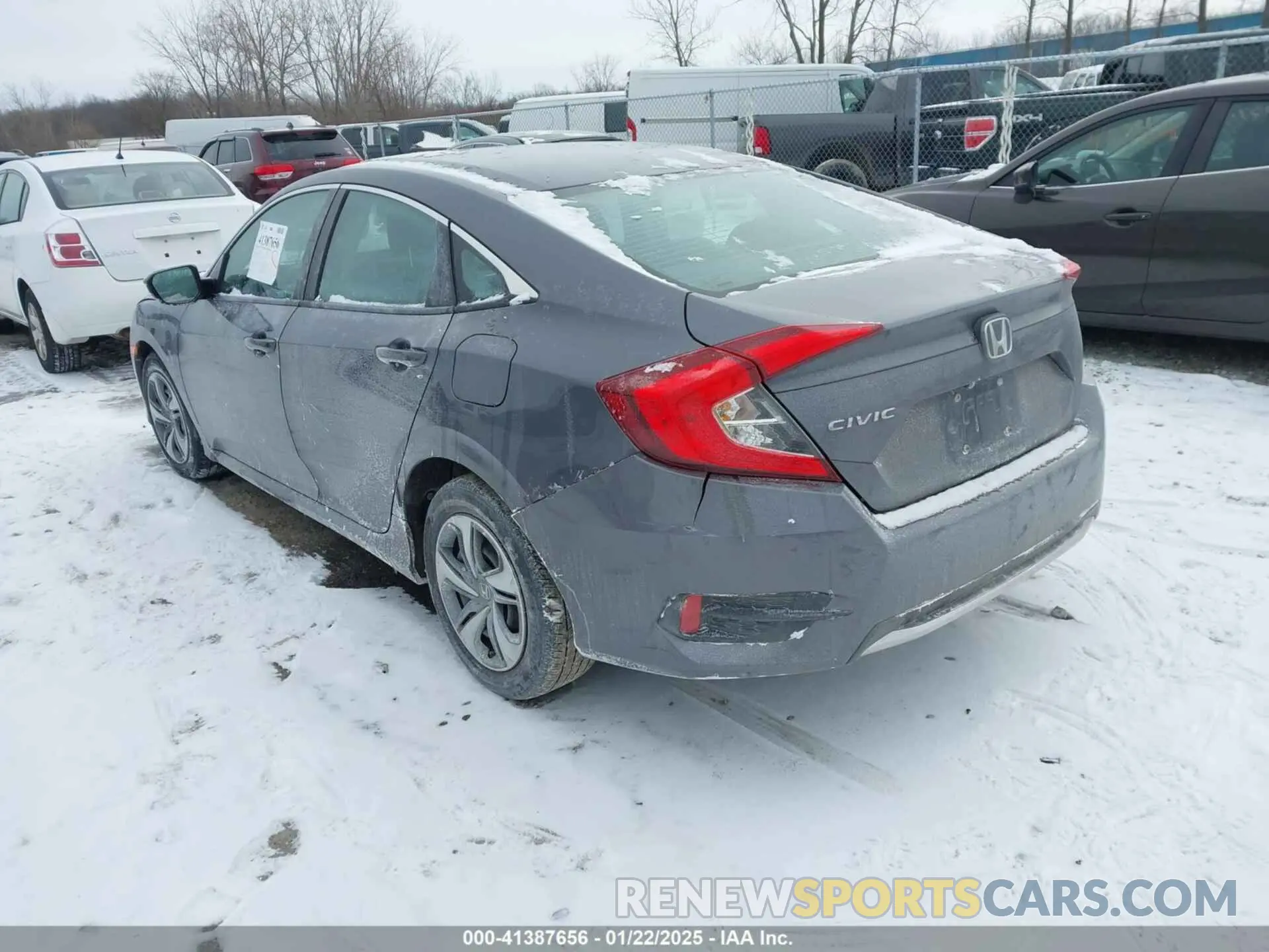3 Фотография поврежденного автомобиля 2HGFC2F6XKH570600 HONDA CIVIC 2019