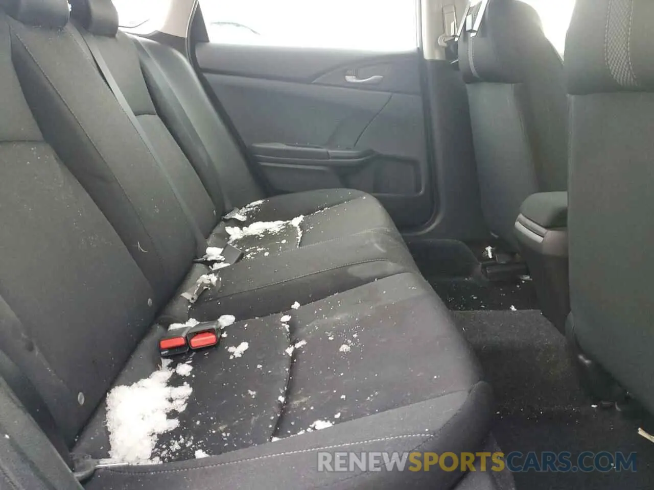 10 Photograph of a damaged car 2HGFC2F6XKH580074 HONDA CIVIC 2019