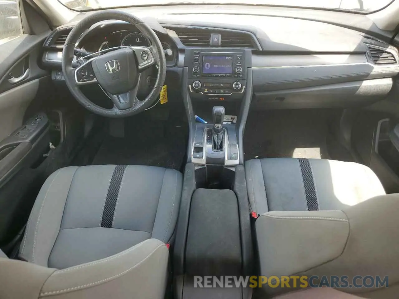 8 Фотография поврежденного автомобиля 2HGFC2F6XKH584304 HONDA CIVIC 2019