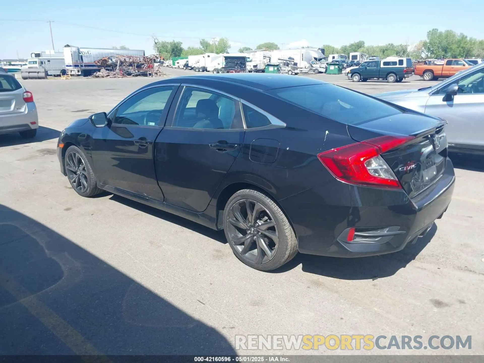3 Photograph of a damaged car 2HGFC2F80KH525781 HONDA CIVIC 2019