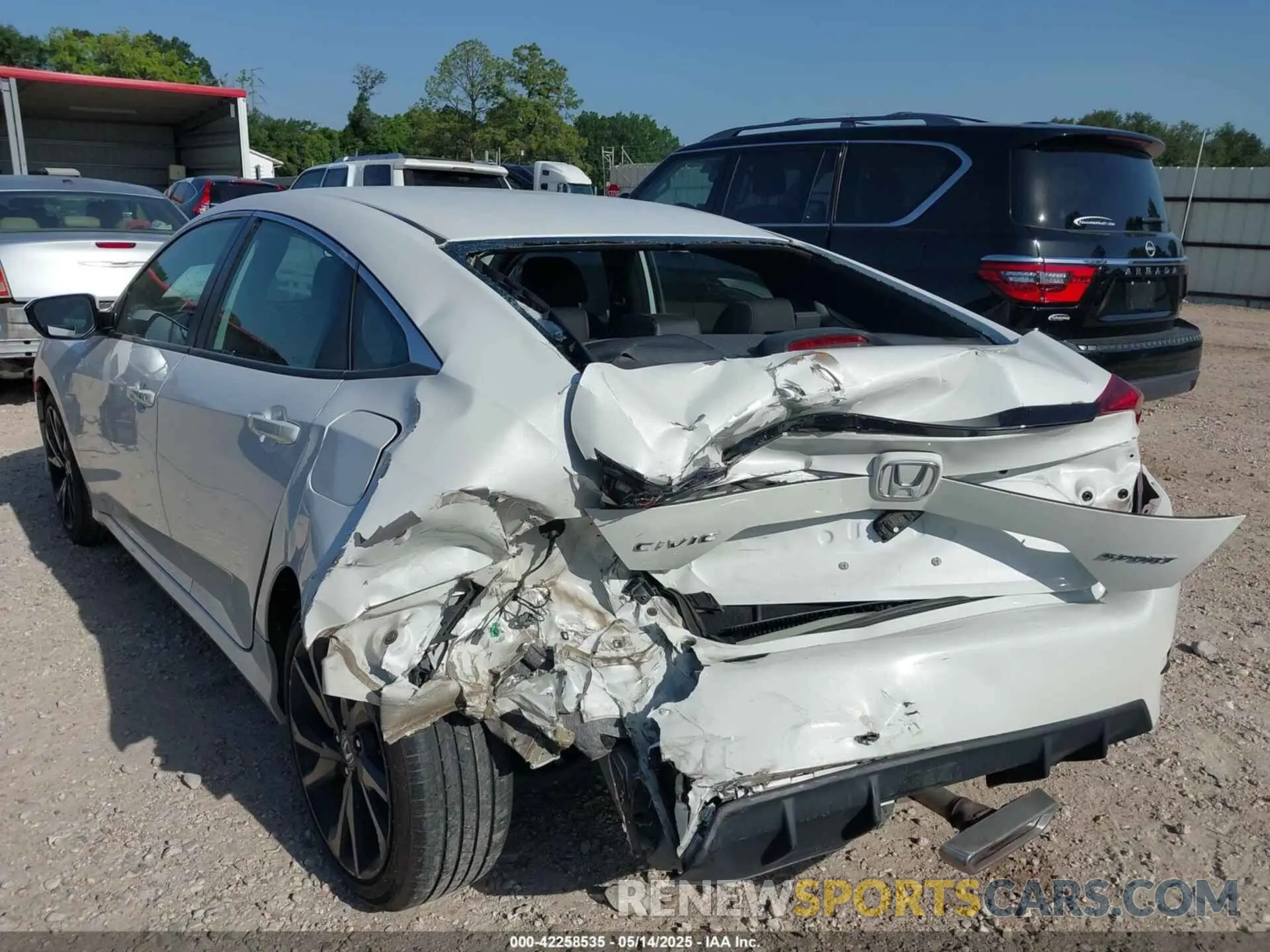 6 Photograph of a damaged car 2HGFC2F80KH539437 HONDA CIVIC 2019