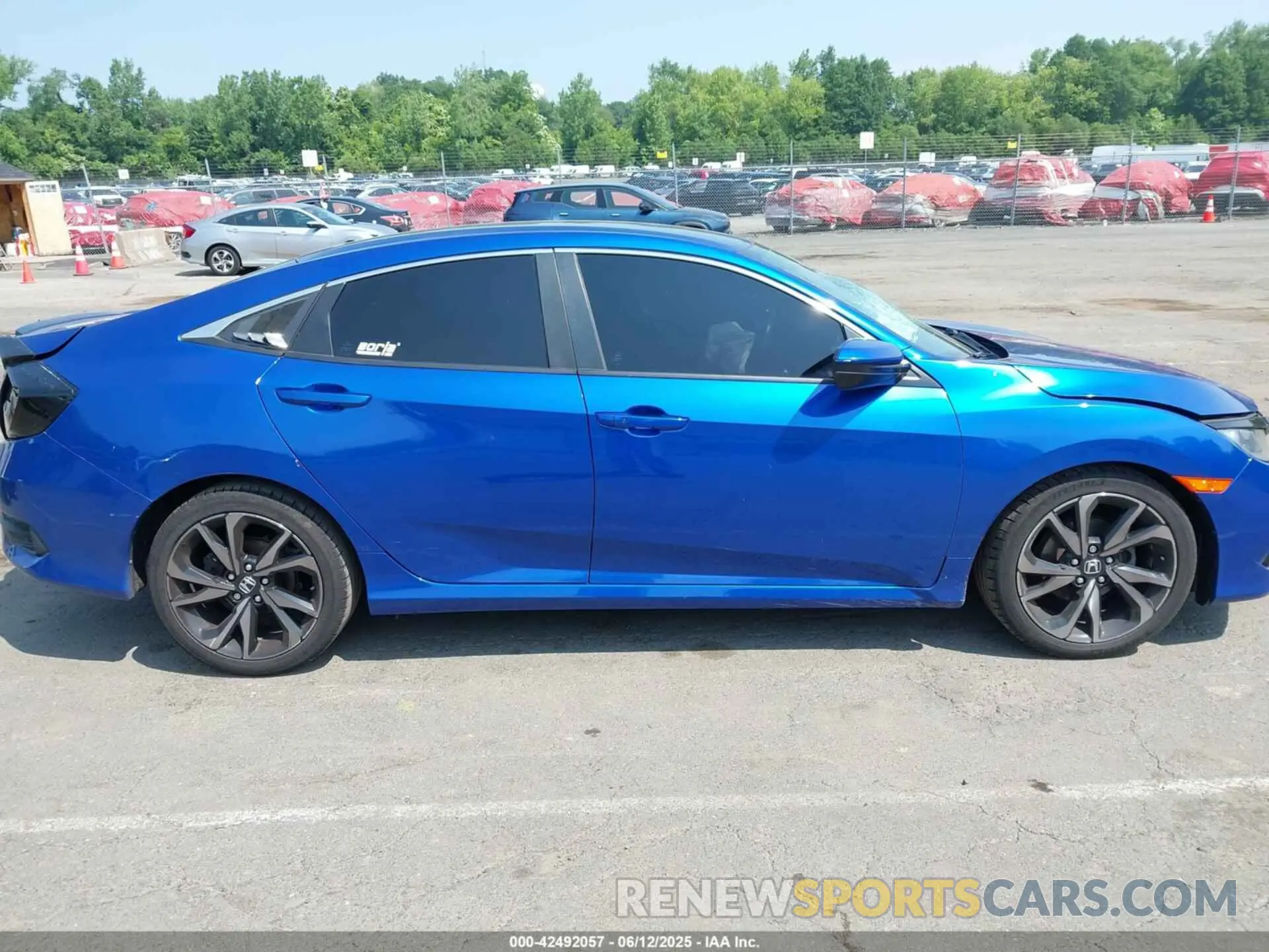 13 Photograph of a damaged car 2HGFC2F80KH594082 HONDA CIVIC 2019