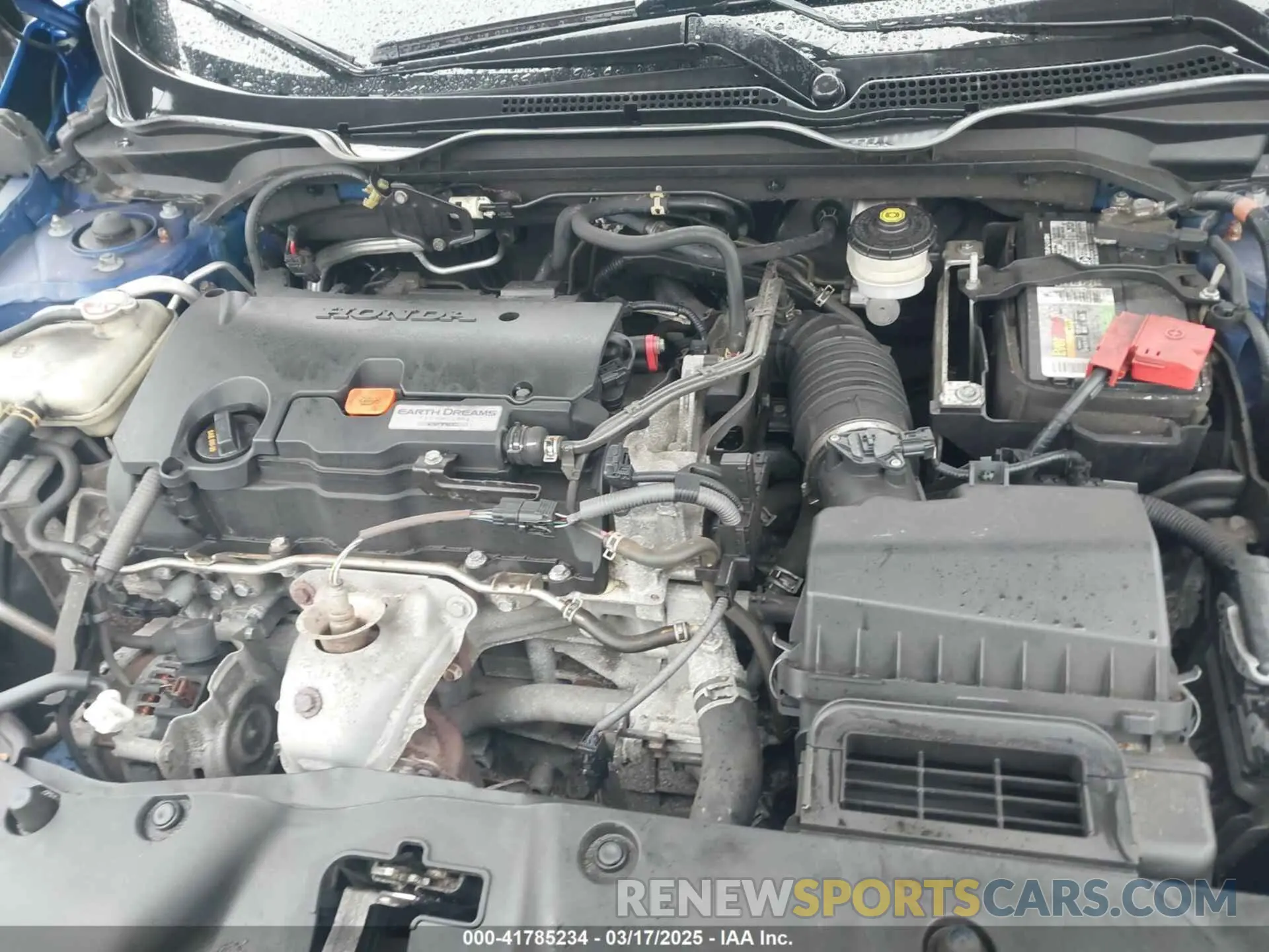 10 Photograph of a damaged car 2HGFC2F80KH602942 HONDA CIVIC 2019