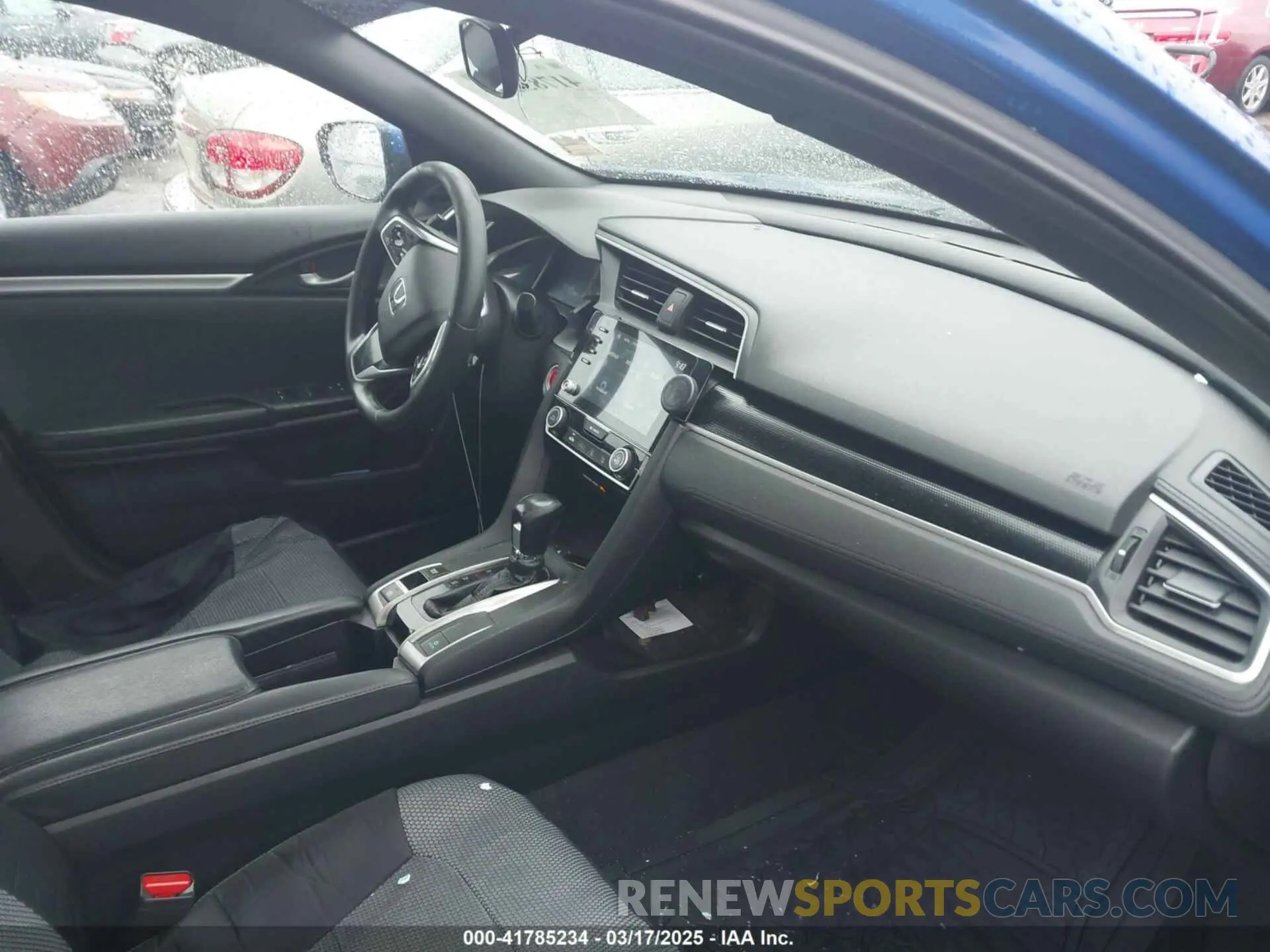 5 Photograph of a damaged car 2HGFC2F80KH602942 HONDA CIVIC 2019