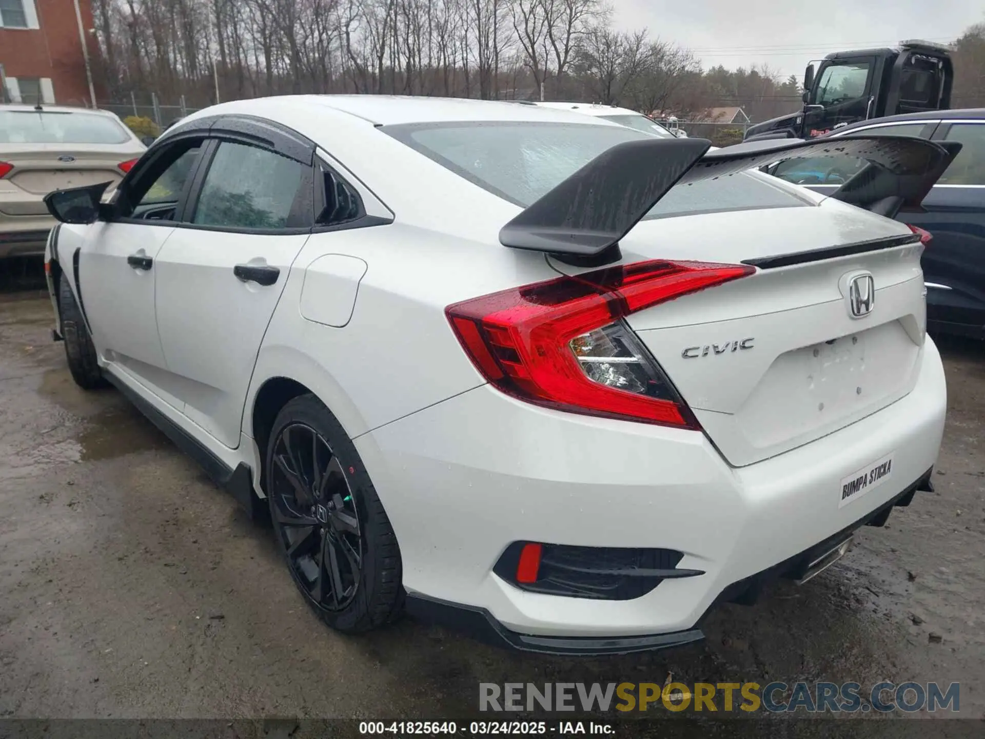 3 Фотография поврежденного автомобиля 2HGFC2F80KH605100 HONDA CIVIC 2019