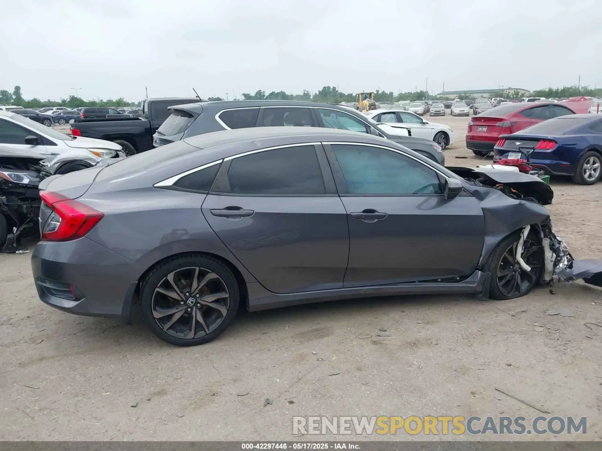 12 Photograph of a damaged car 2HGFC2F81KH500341 HONDA CIVIC 2019