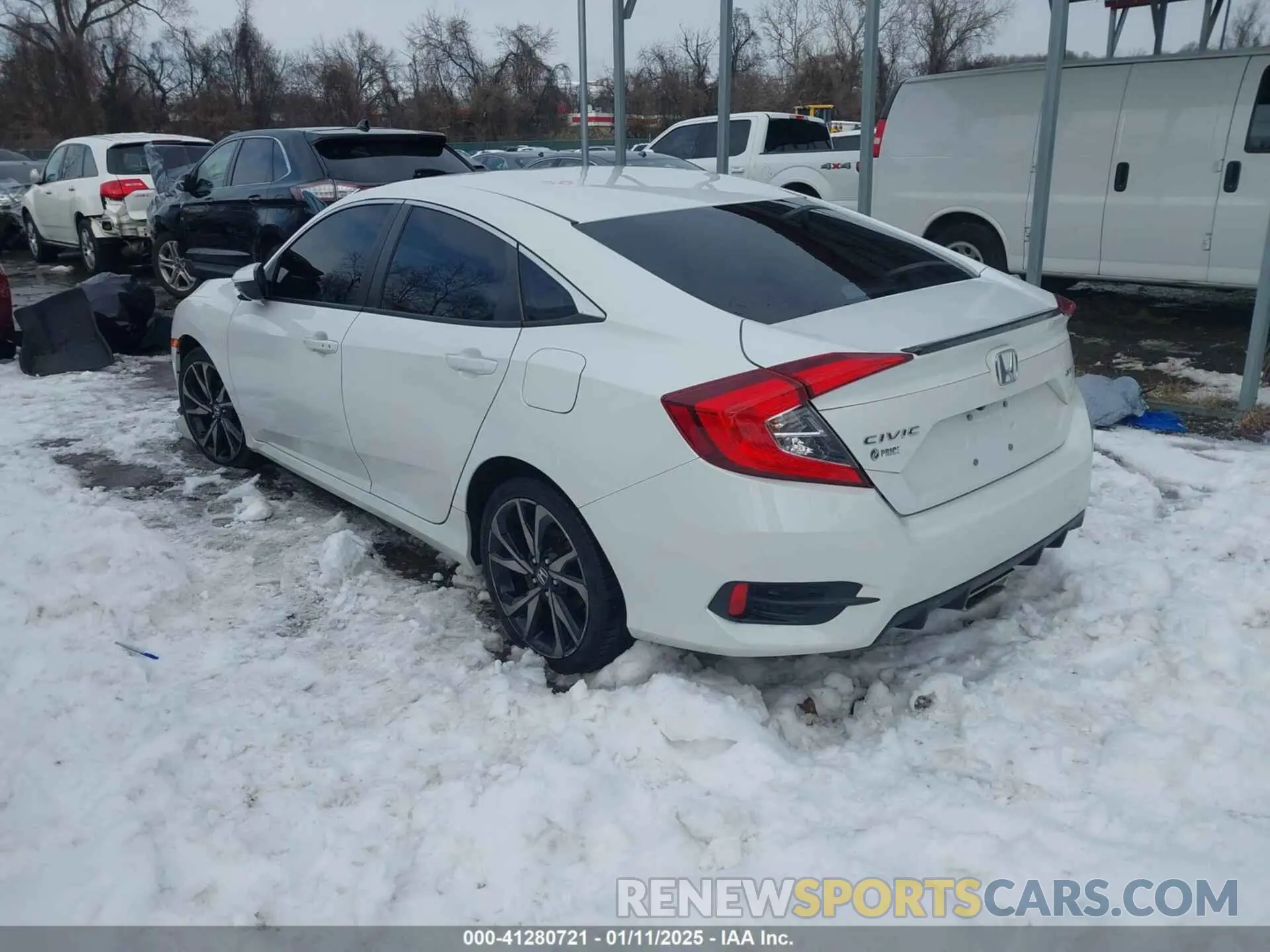 3 Фотография поврежденного автомобиля 2HGFC2F81KH528849 HONDA CIVIC 2019