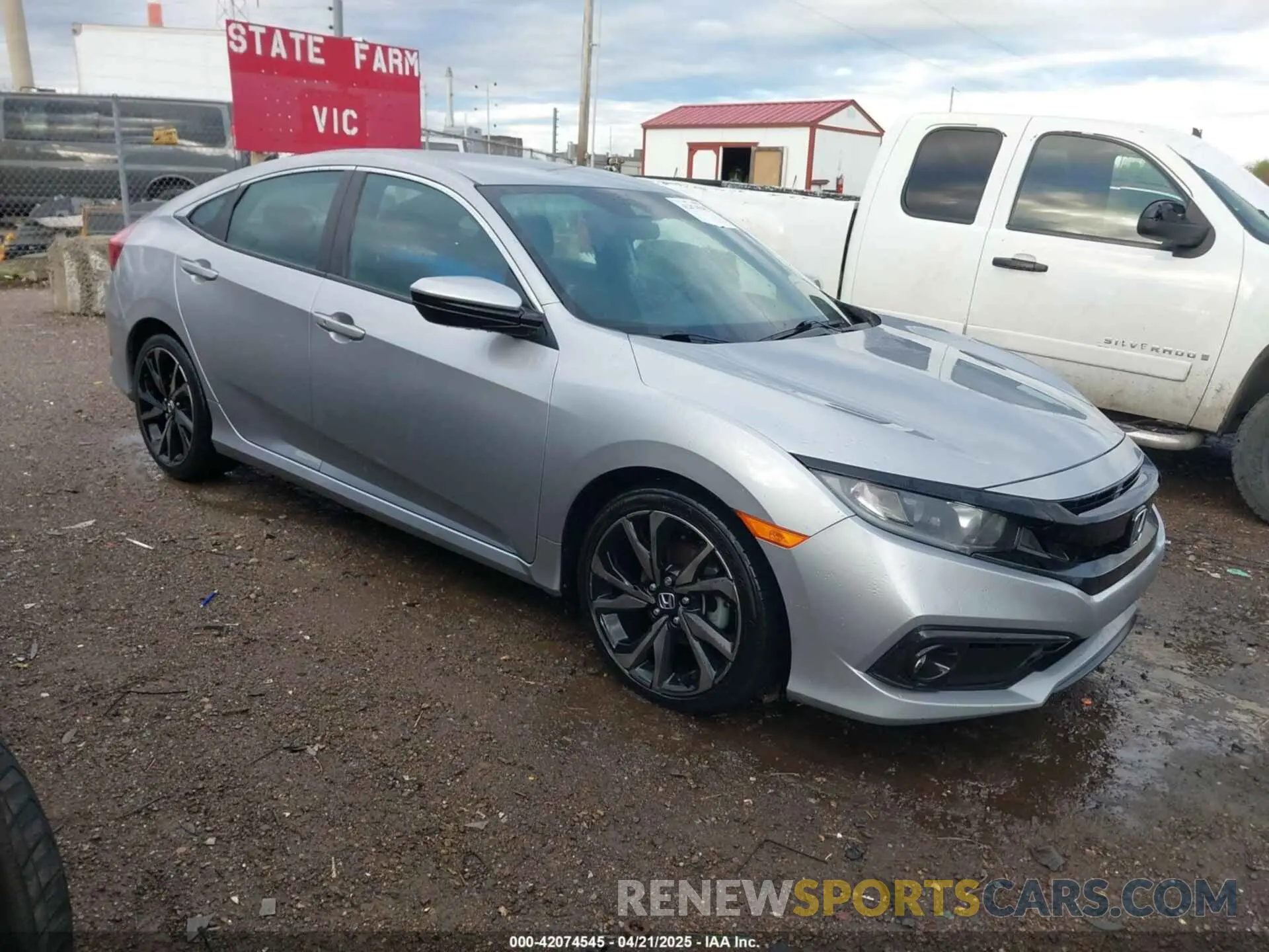 1 Photograph of a damaged car 2HGFC2F81KH532366 HONDA CIVIC 2019