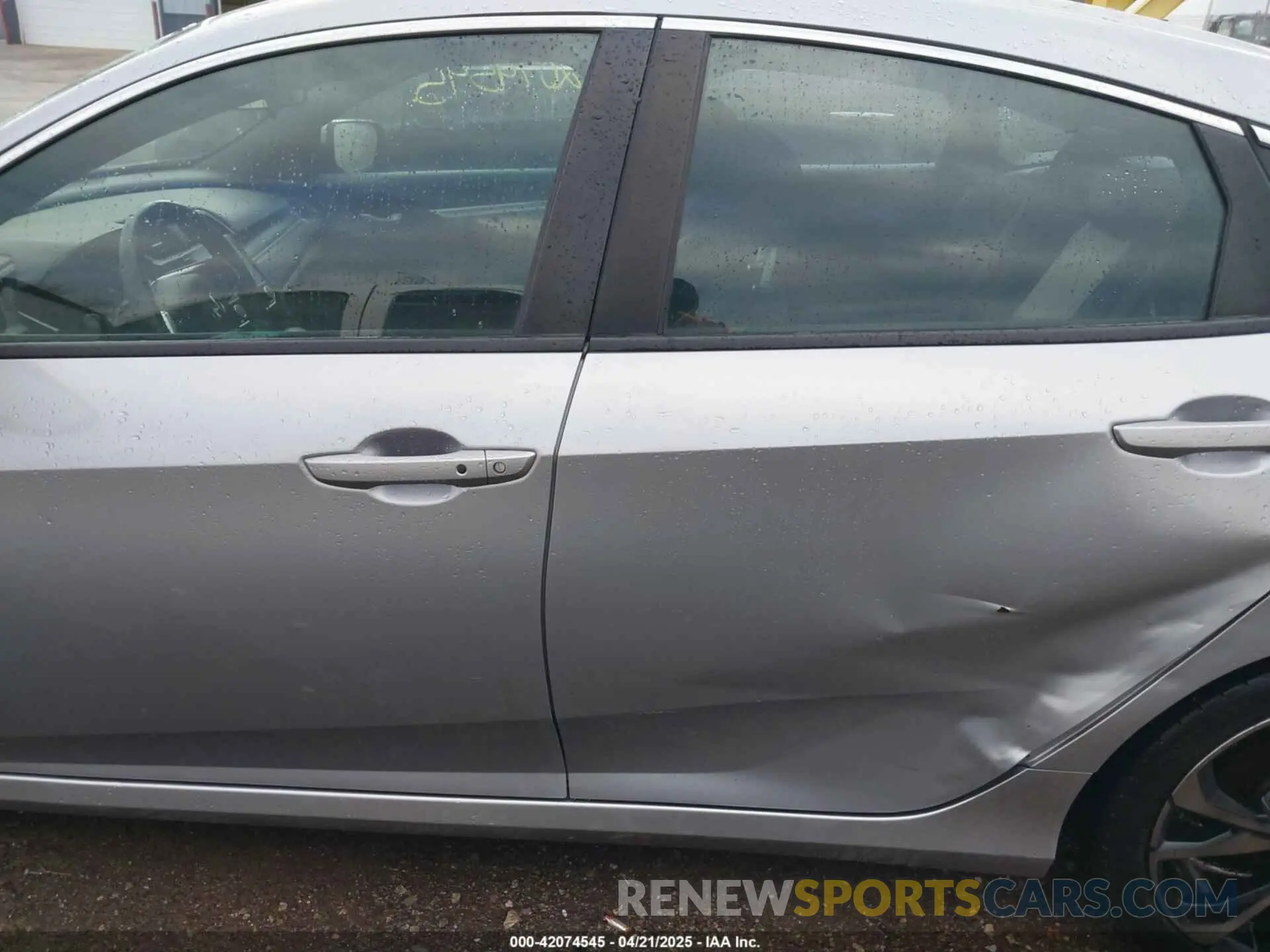 14 Photograph of a damaged car 2HGFC2F81KH532366 HONDA CIVIC 2019