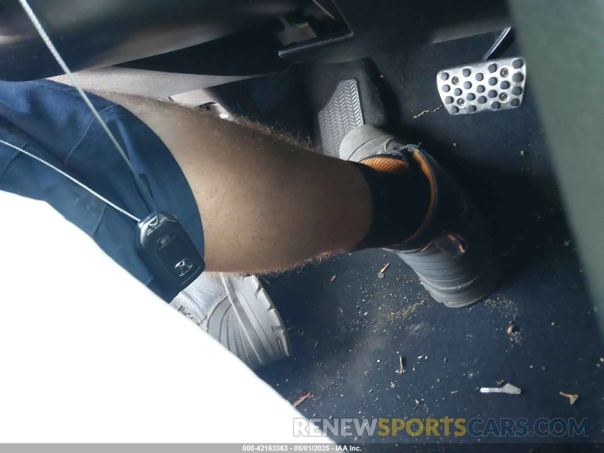 11 Photograph of a damaged car 2HGFC2F81KH535381 HONDA CIVIC 2019