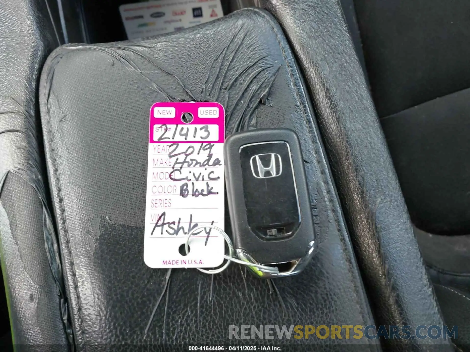 11 Photograph of a damaged car 2HGFC2F81KH548051 HONDA CIVIC 2019
