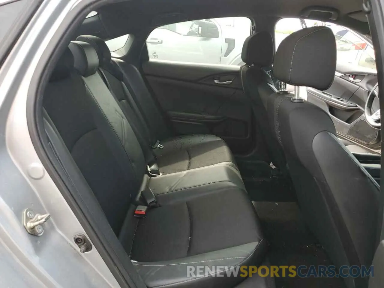 10 Photograph of a damaged car 2HGFC2F82KH598599 HONDA CIVIC 2019
