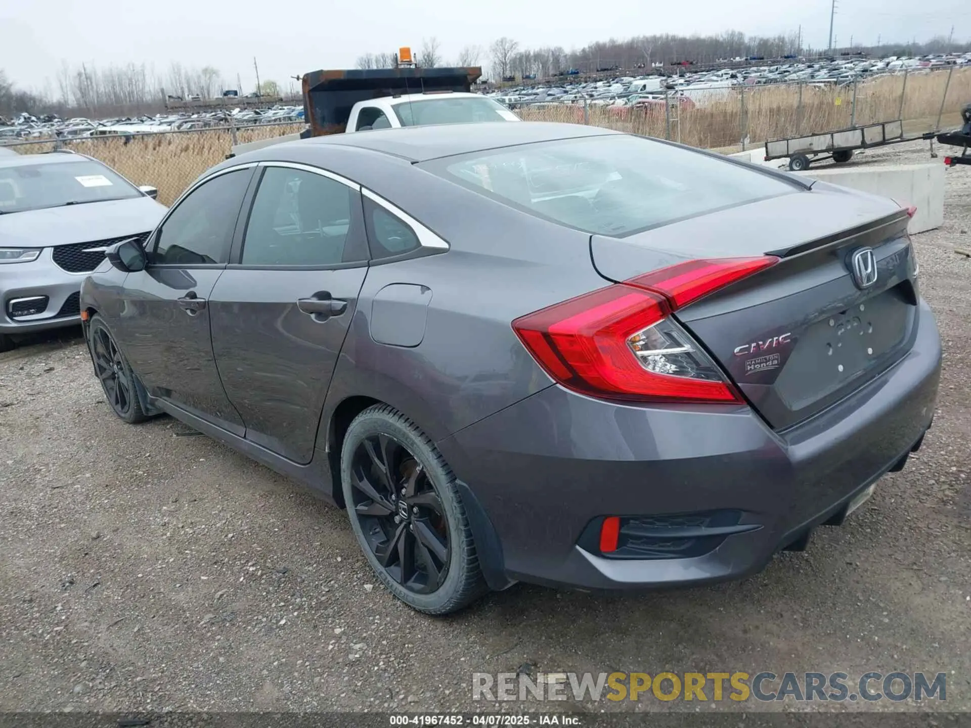 3 Фотография поврежденного автомобиля 2HGFC2F83KH515794 HONDA CIVIC 2019