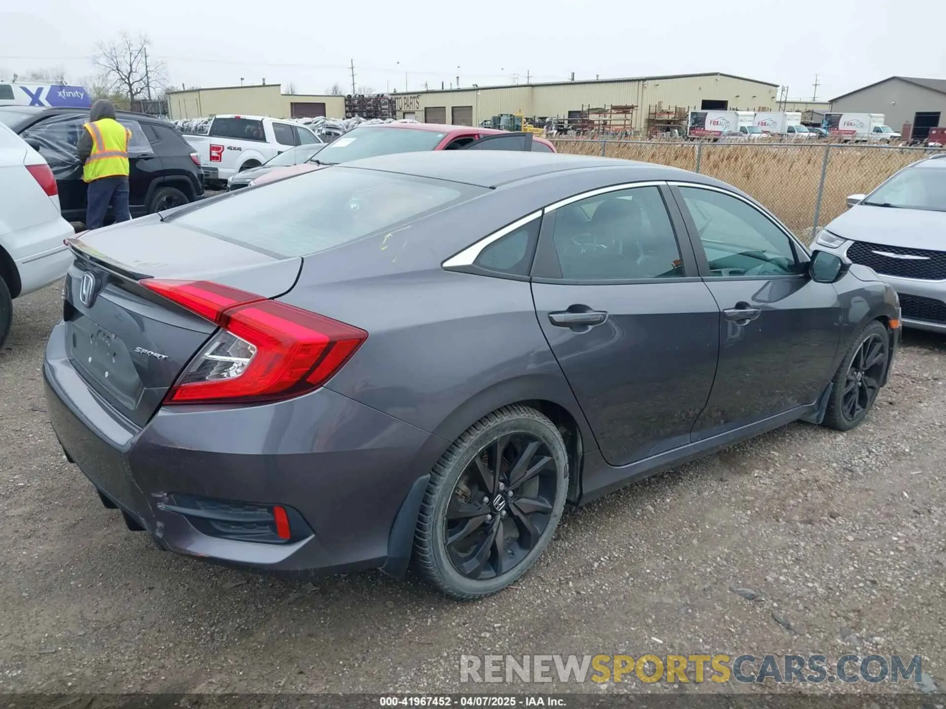 4 Фотография поврежденного автомобиля 2HGFC2F83KH515794 HONDA CIVIC 2019