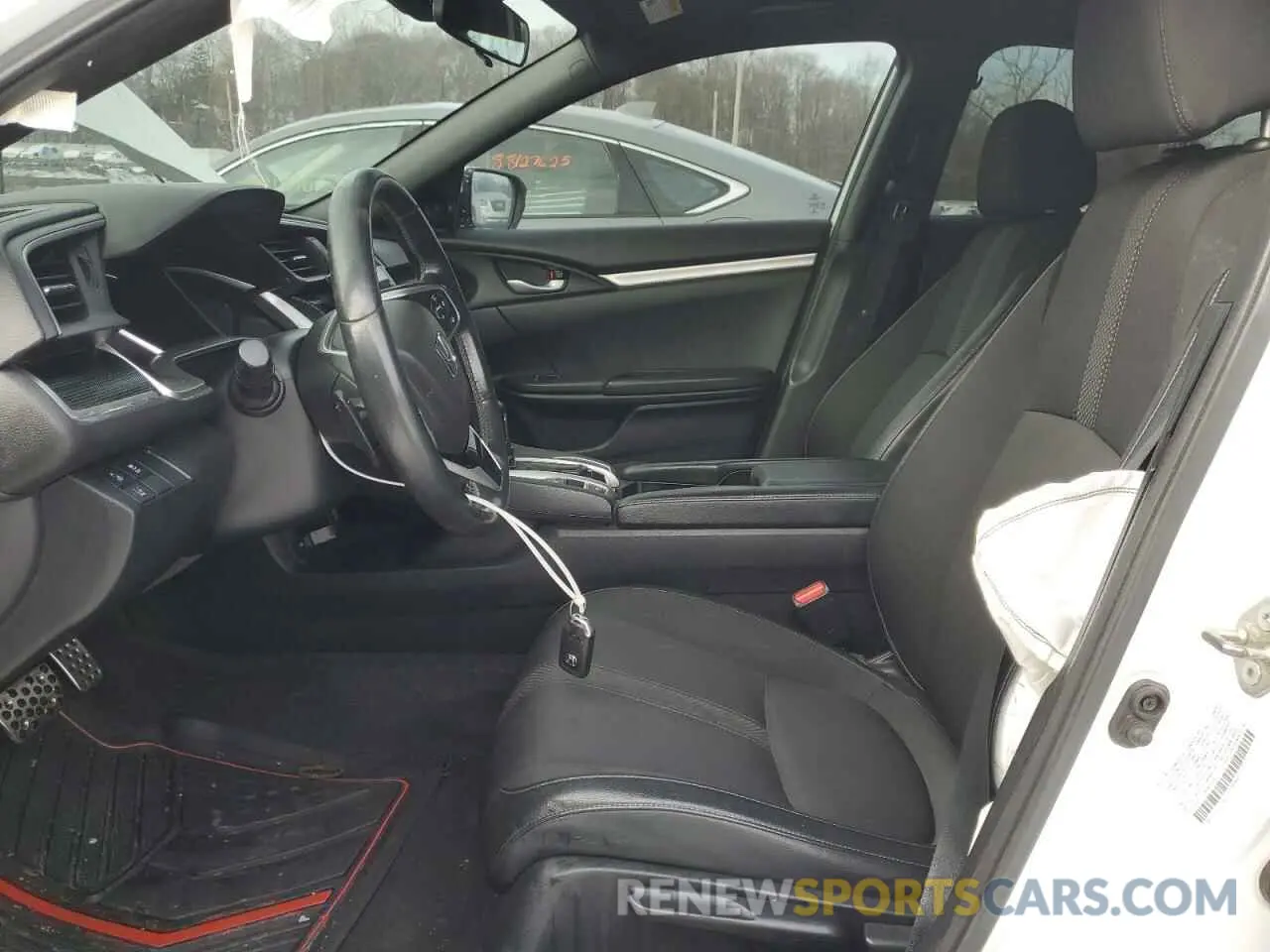 7 Photograph of a damaged car 2HGFC2F83KH535317 HONDA CIVIC 2019