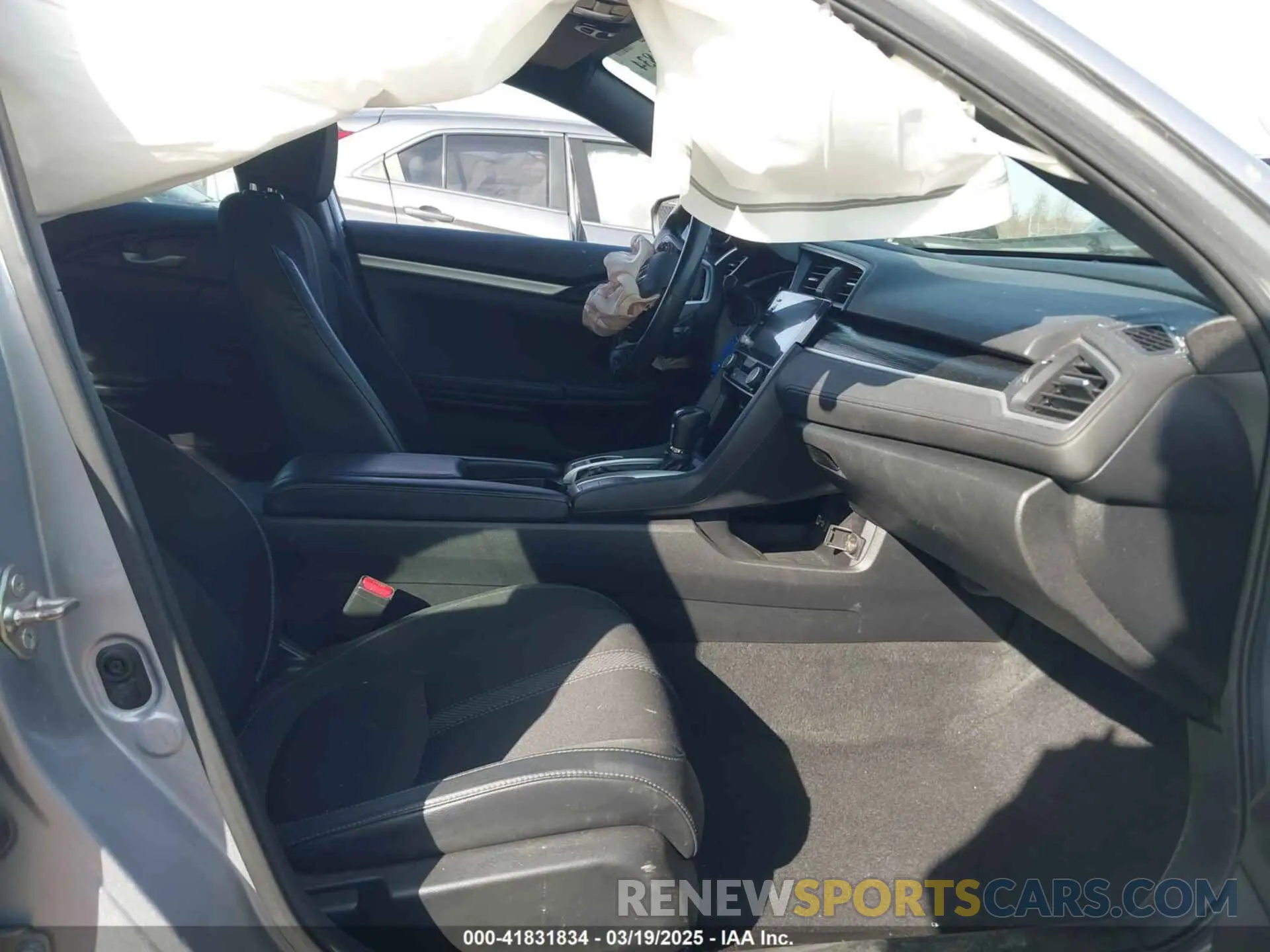 5 Photograph of a damaged car 2HGFC2F83KH542347 HONDA CIVIC 2019