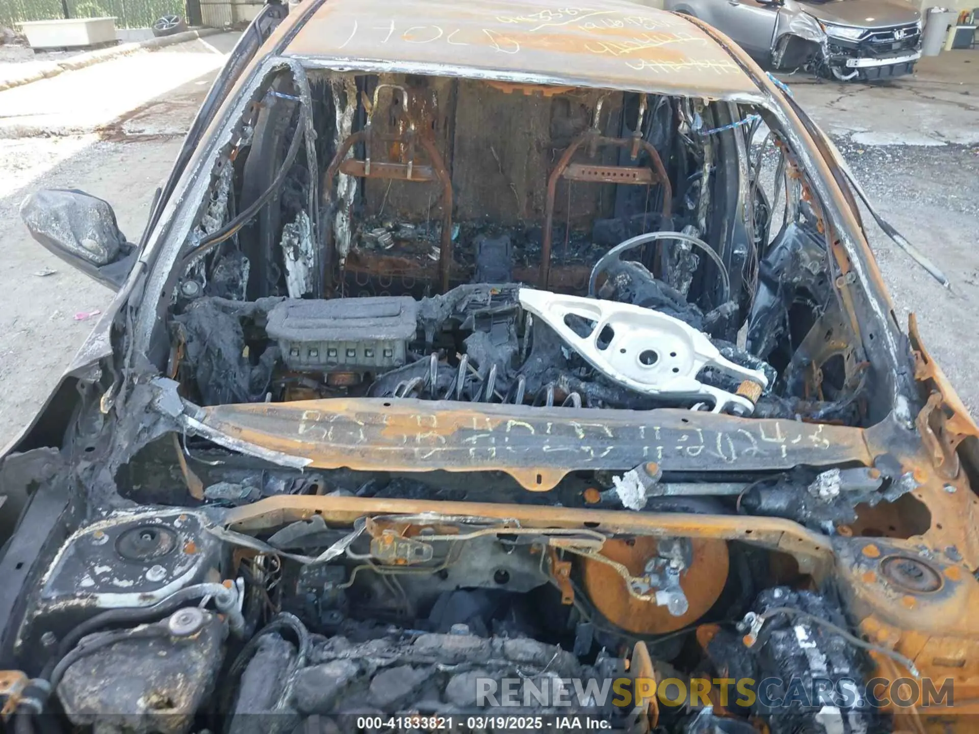 6 Фотография поврежденного автомобиля 2HGFC2F83KH583545 HONDA CIVIC 2019