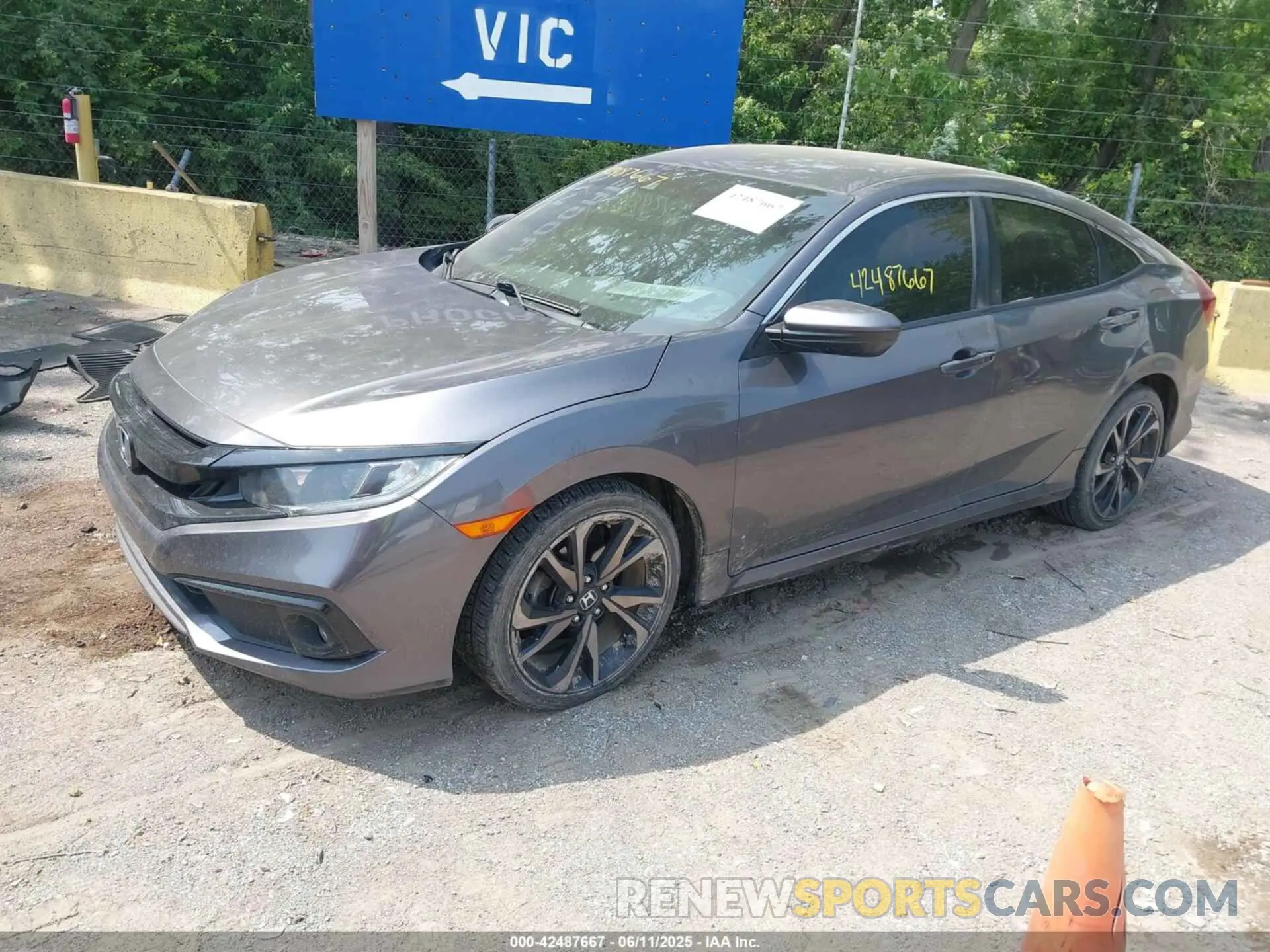 2 Photograph of a damaged car 2HGFC2F85KH590867 HONDA CIVIC 2019