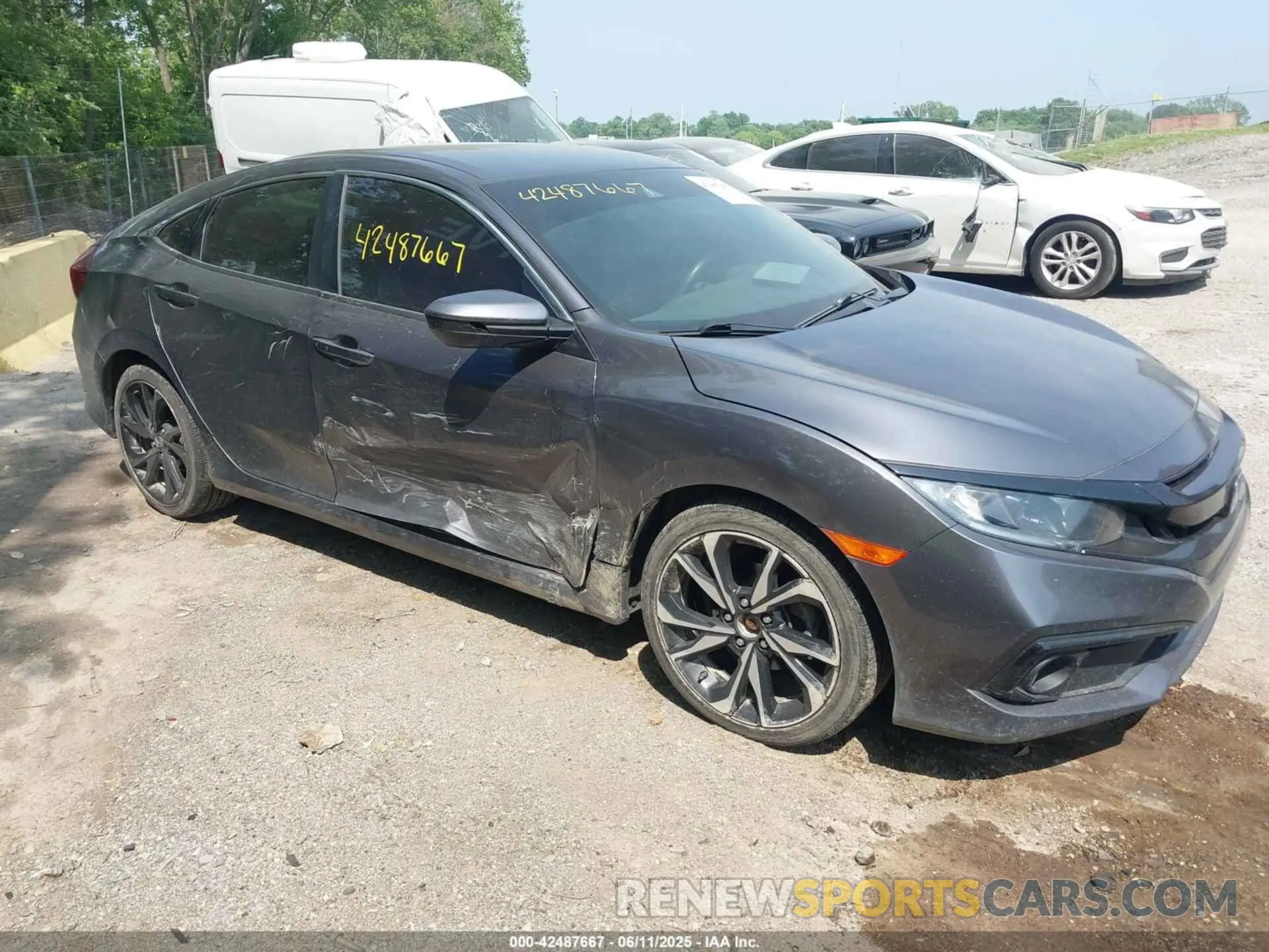 6 Photograph of a damaged car 2HGFC2F85KH590867 HONDA CIVIC 2019