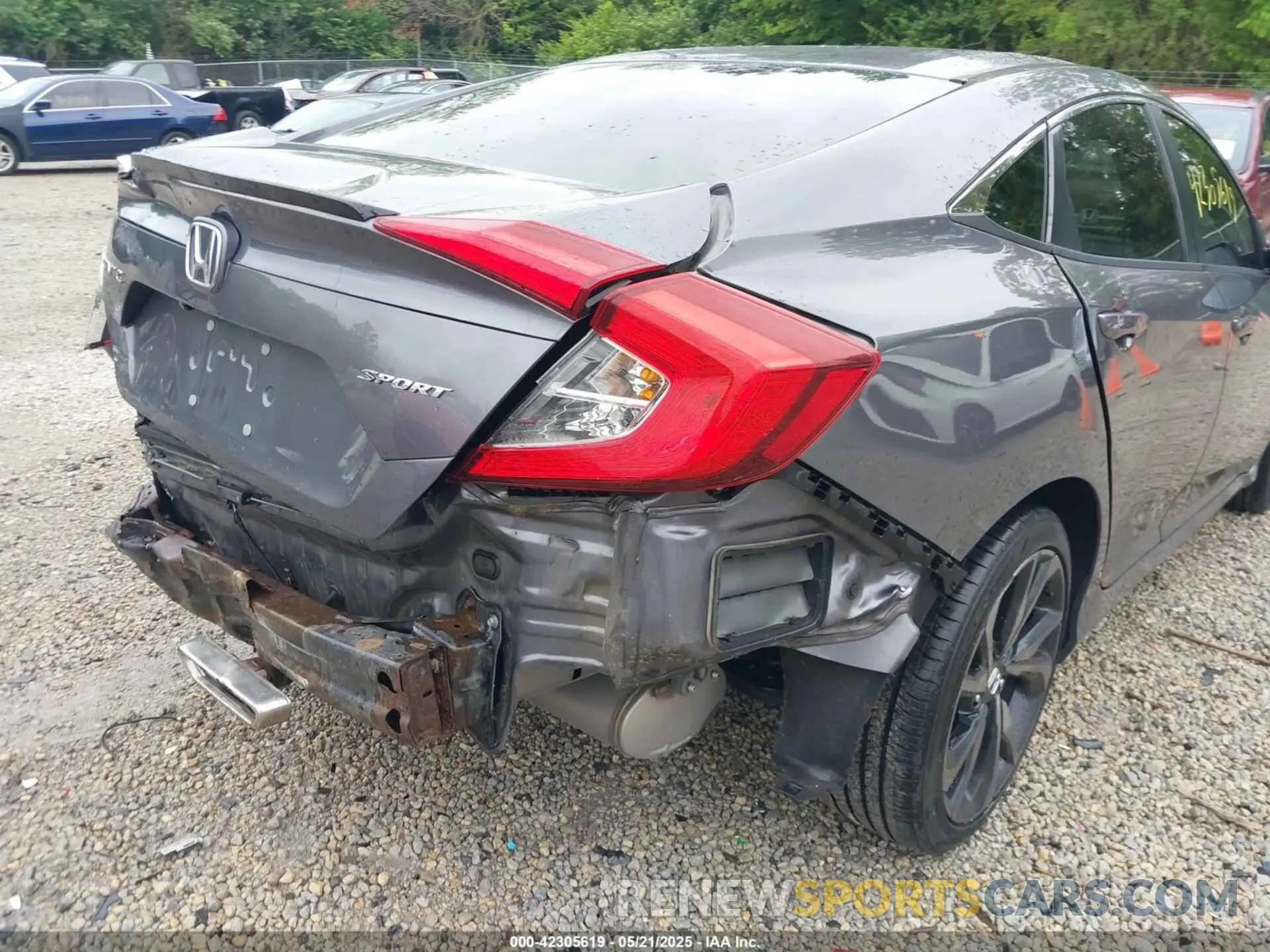 6 Фотография поврежденного автомобиля 2HGFC2F86KH517880 HONDA CIVIC 2019