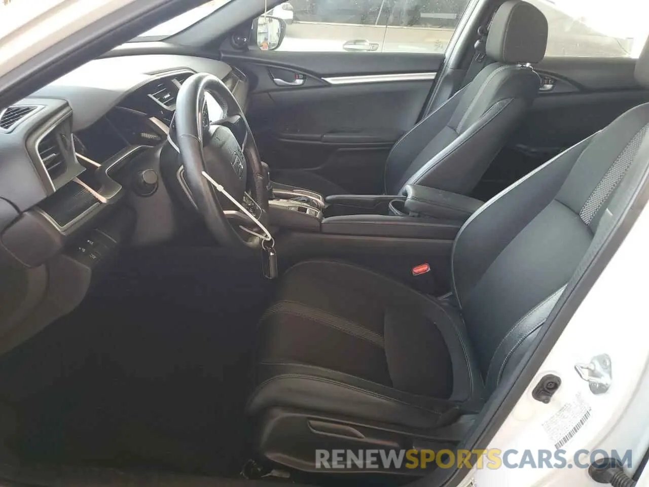 7 Photograph of a damaged car 2HGFC2F87KH573178 HONDA CIVIC 2019