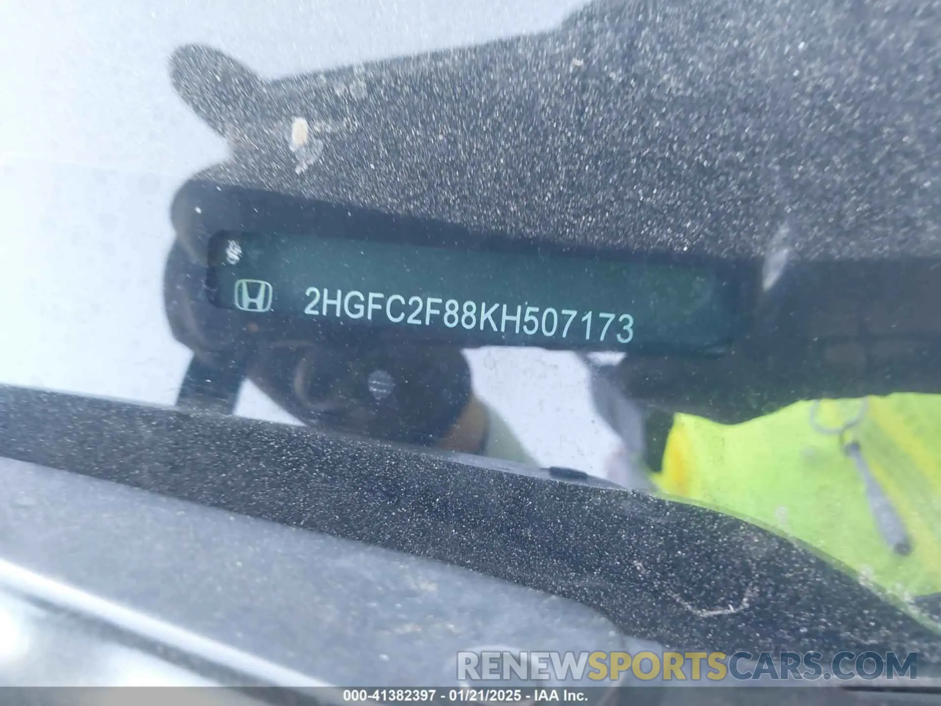 9 Photograph of a damaged car 2HGFC2F88KH507173 HONDA CIVIC 2019