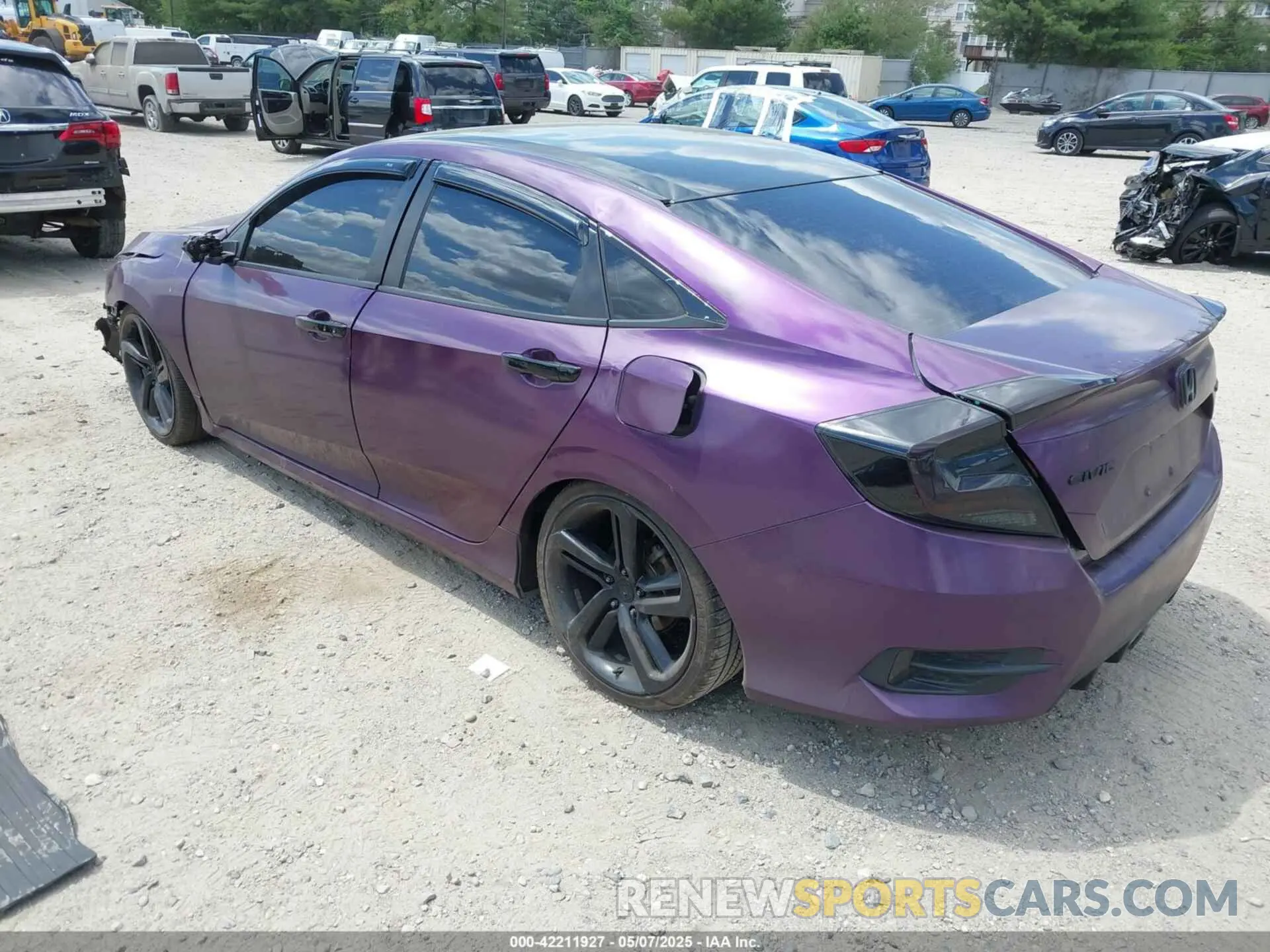 3 Фотография поврежденного автомобиля 2HGFC2F88KH583556 HONDA CIVIC 2019