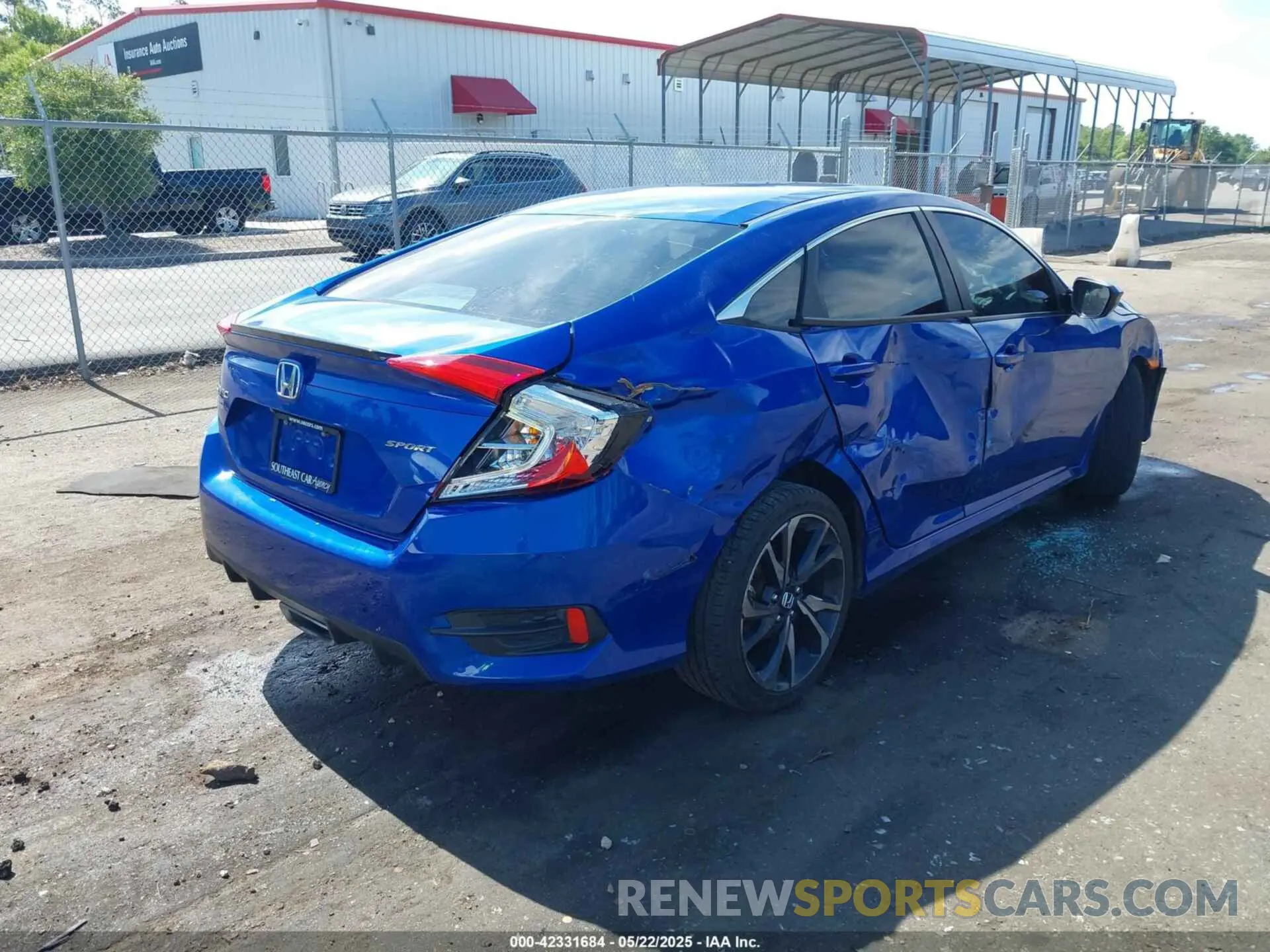 4 Photograph of a damaged car 2HGFC2F88KH585971 HONDA CIVIC 2019