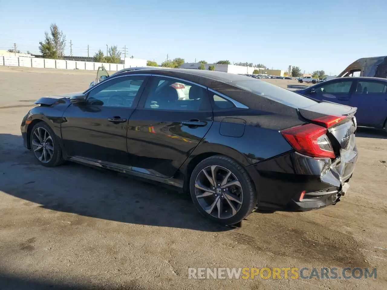 2 Photograph of a damaged car 2HGFC2F88KH600324 HONDA CIVIC 2019