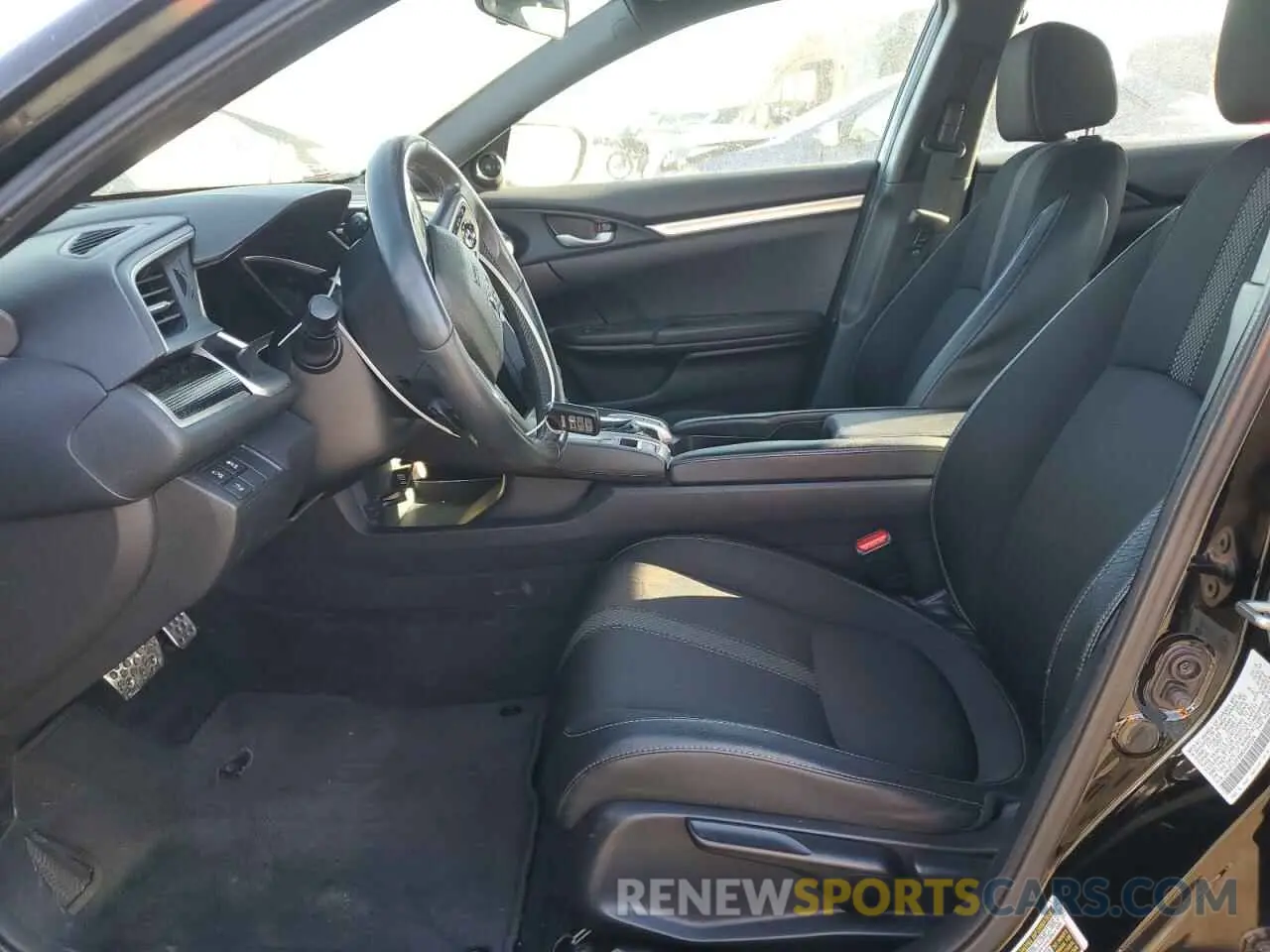 7 Photograph of a damaged car 2HGFC2F88KH600324 HONDA CIVIC 2019