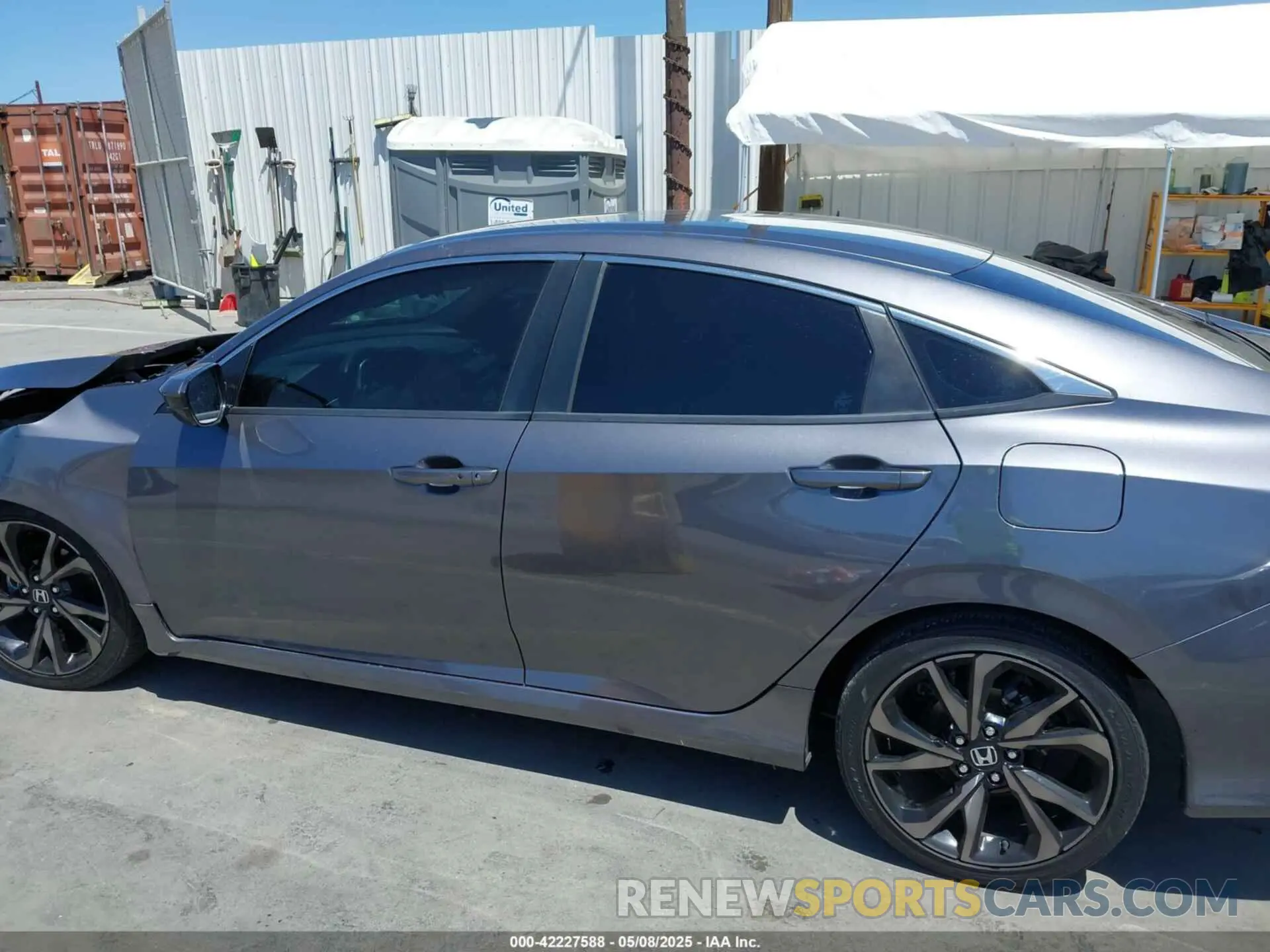 14 Photograph of a damaged car 2HGFC2F89KH503942 HONDA CIVIC 2019