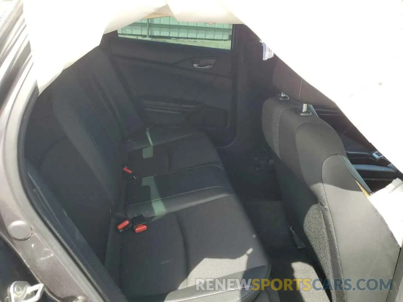 10 Photograph of a damaged car 2HGFC2F89KH543311 HONDA CIVIC 2019