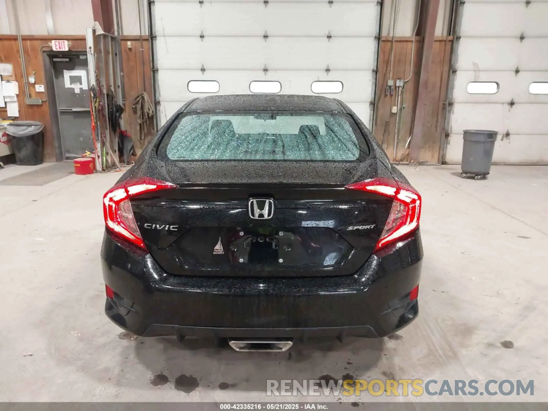 16 Photograph of a damaged car 2HGFC2F89KH557466 HONDA CIVIC 2019