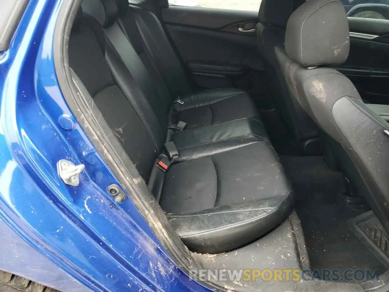 11 Фотография поврежденного автомобиля 2HGFC2F89KH587048 HONDA CIVIC 2019