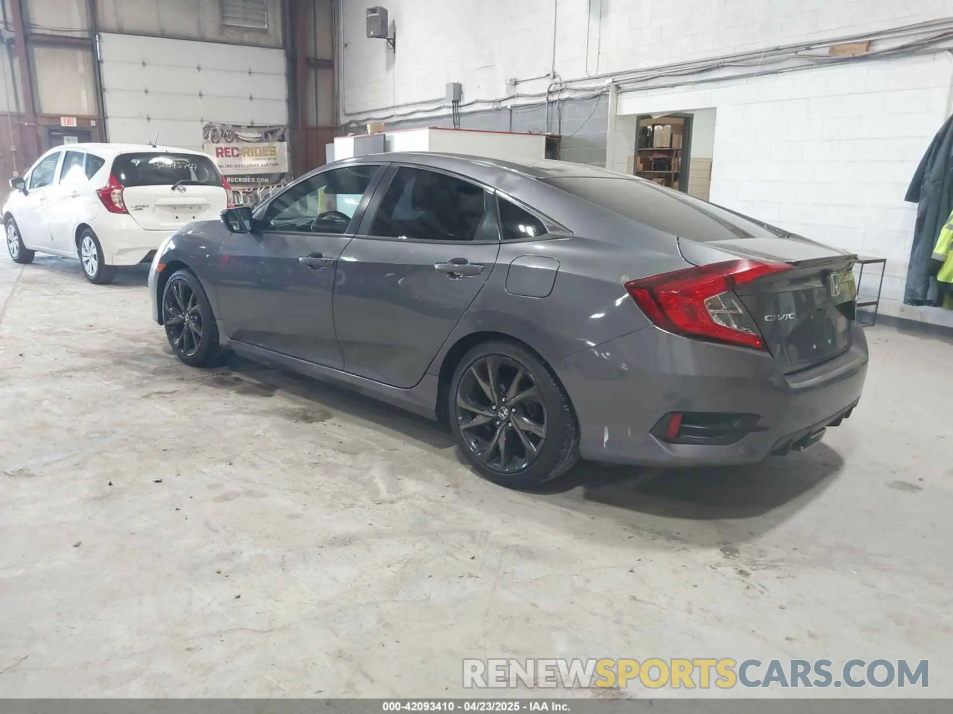 3 Фотография поврежденного автомобиля 2HGFC2F89KH601708 HONDA CIVIC 2019