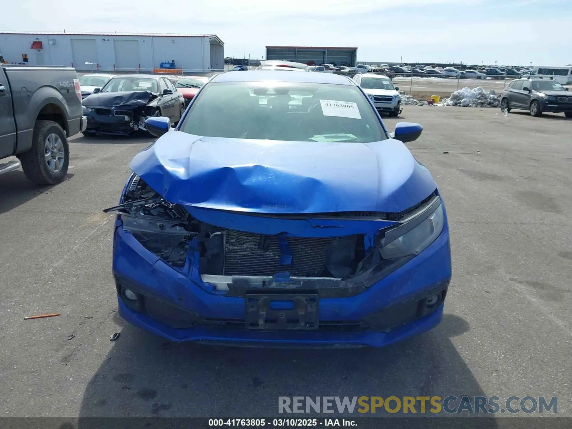 12 Фотография поврежденного автомобиля 2HGFC2F8XKH511399 HONDA CIVIC 2019