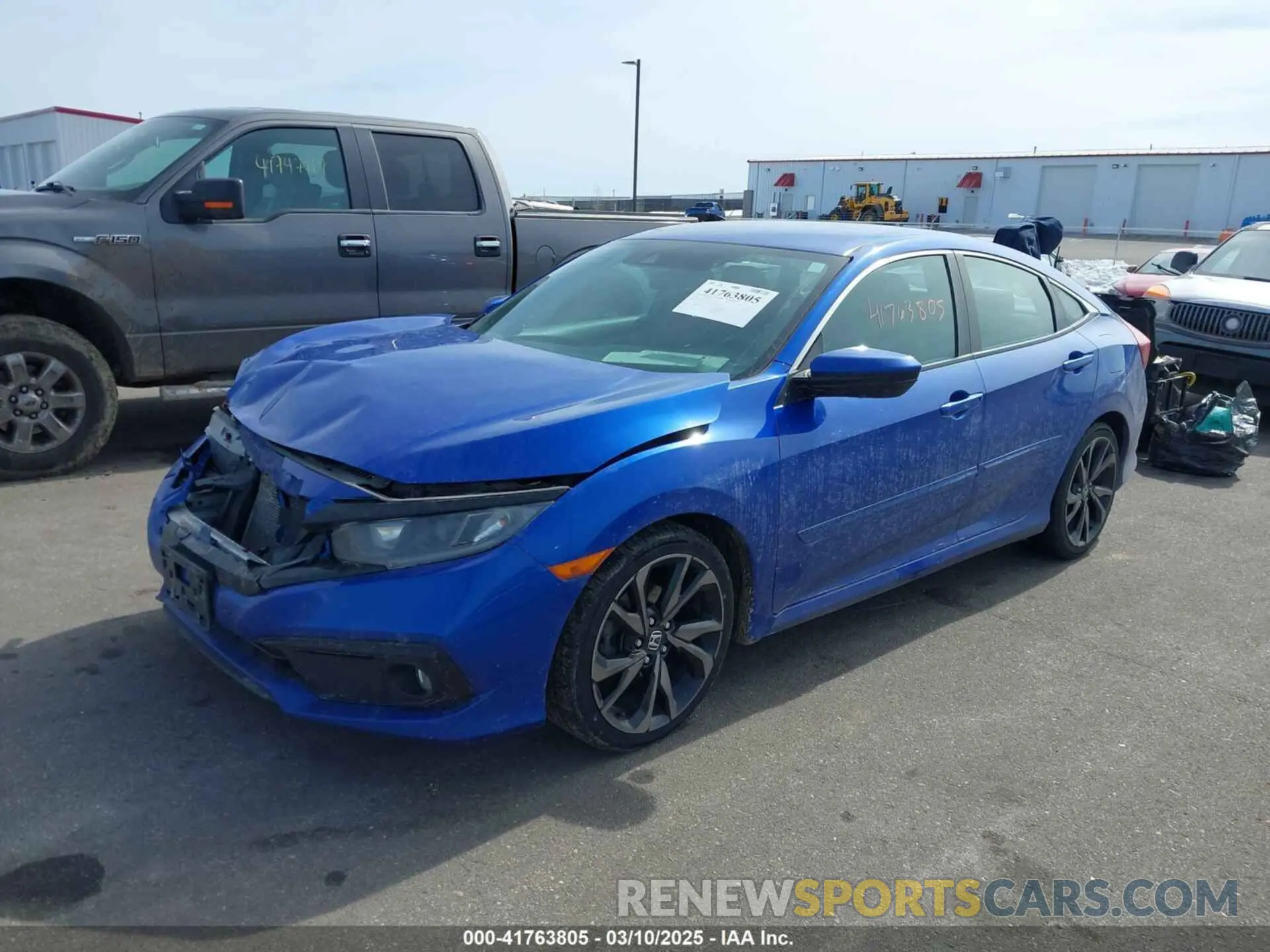 2 Фотография поврежденного автомобиля 2HGFC2F8XKH511399 HONDA CIVIC 2019